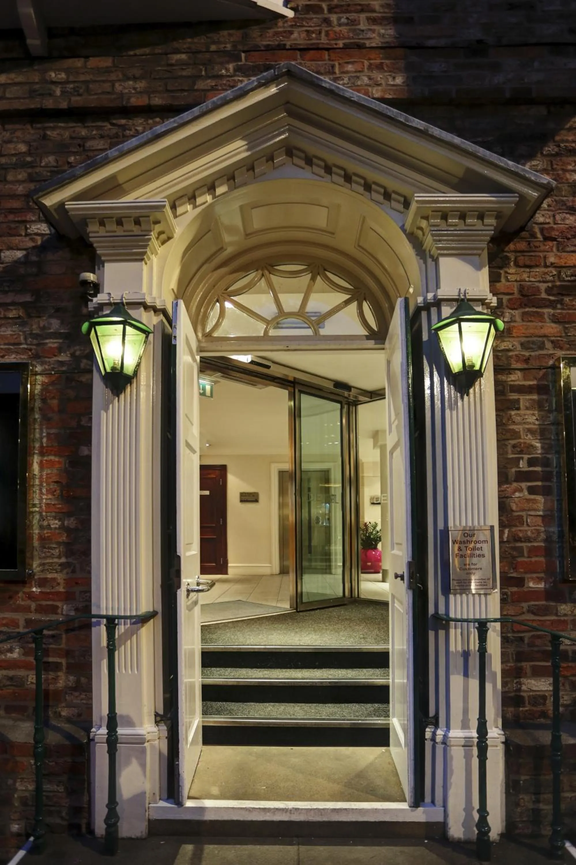 Facade/entrance in The Dean Court
