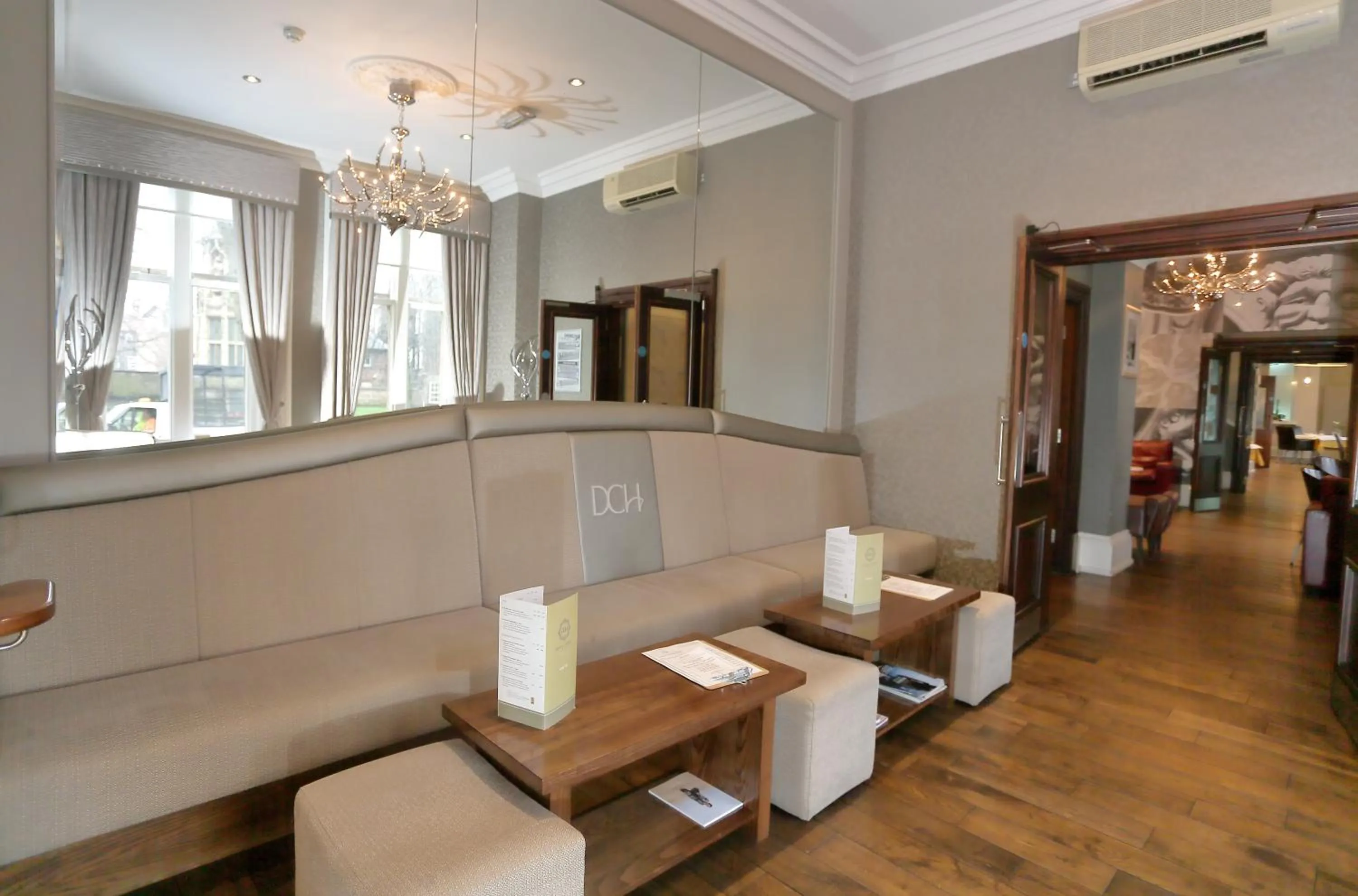 Lounge or bar in The Dean Court