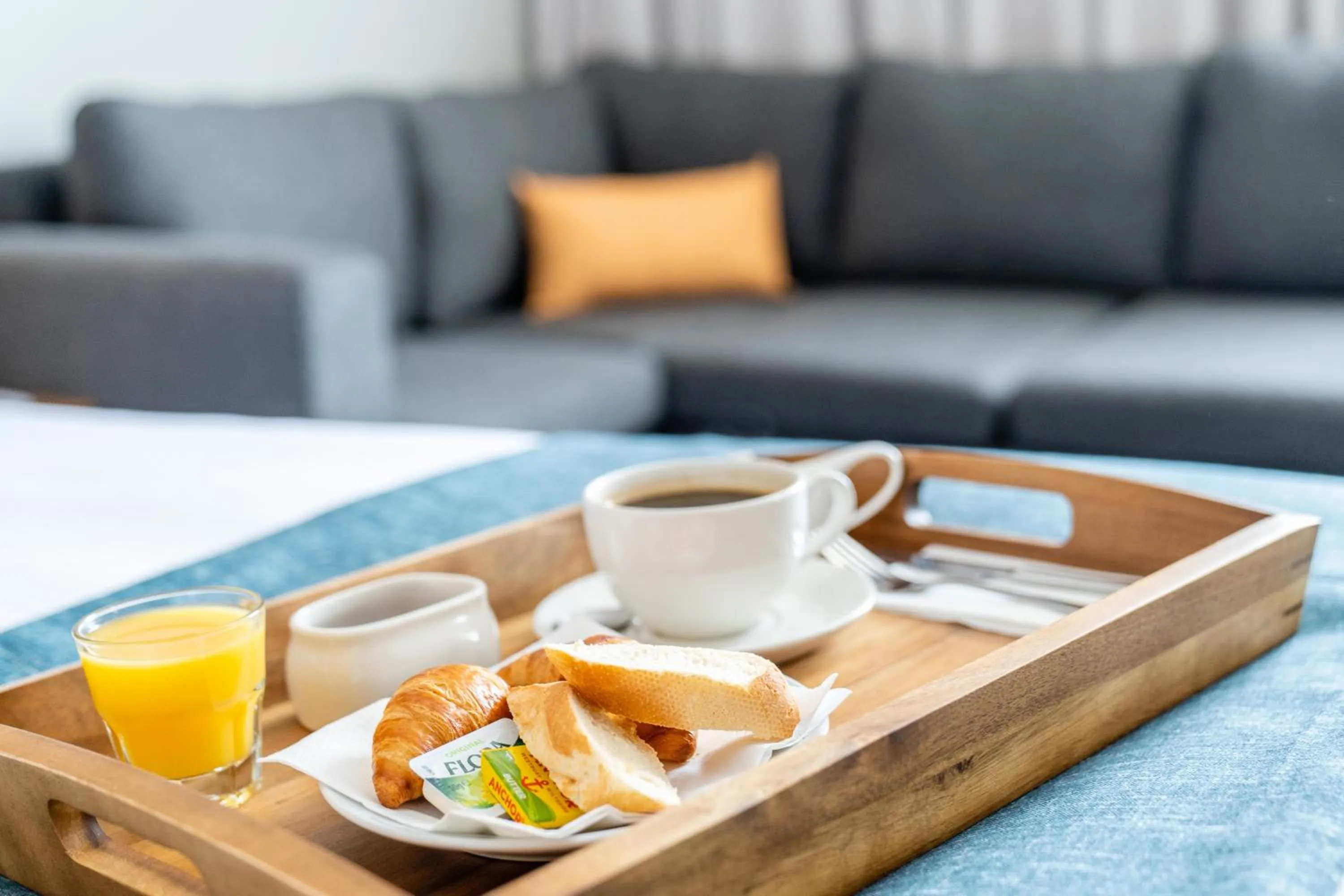 Photo of the whole room in Holiday Inn Bournemouth by IHG