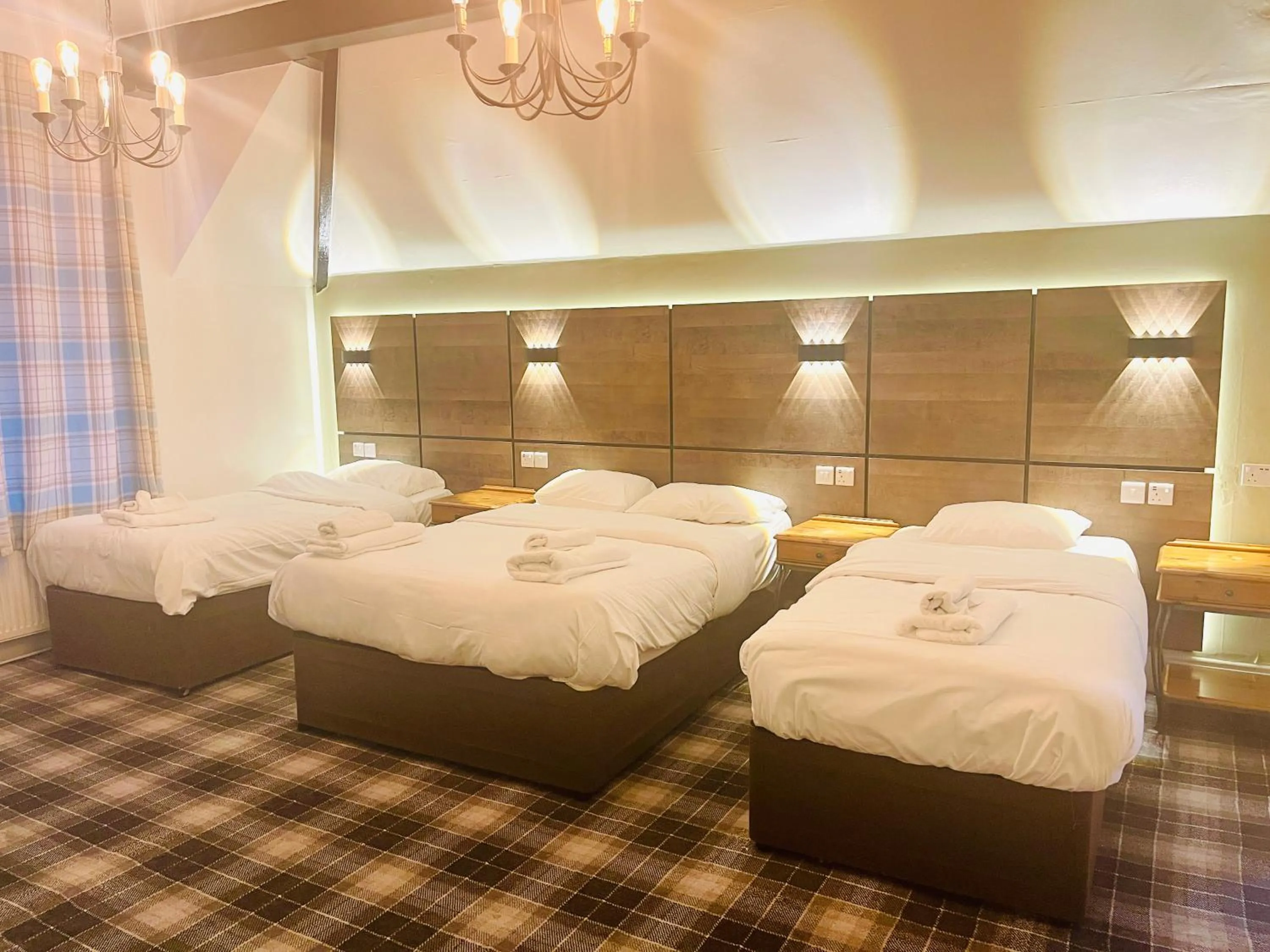 Bedroom, Bed in Hylands Hotel