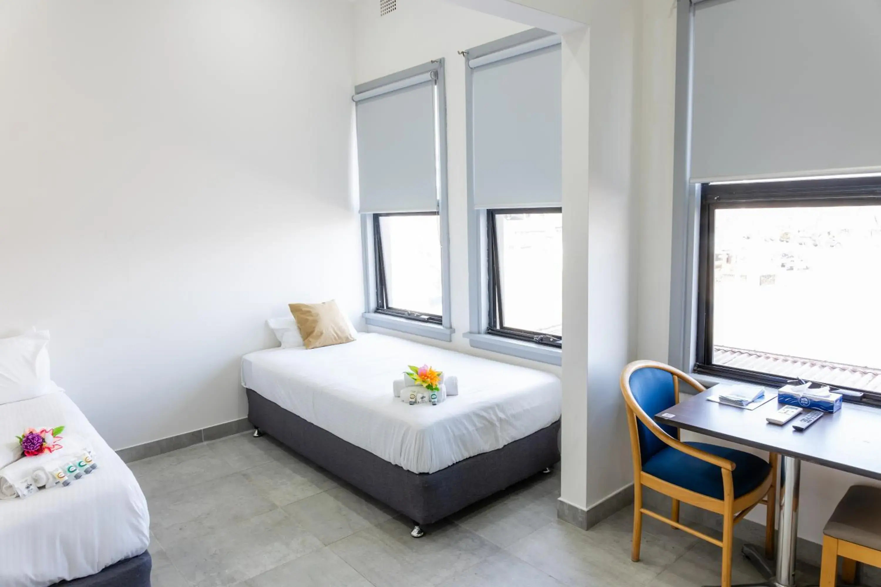 Standard Triple Room in Exchange Hotel Goulburn Standard Triple Room in Exchange Hotel Goulburn