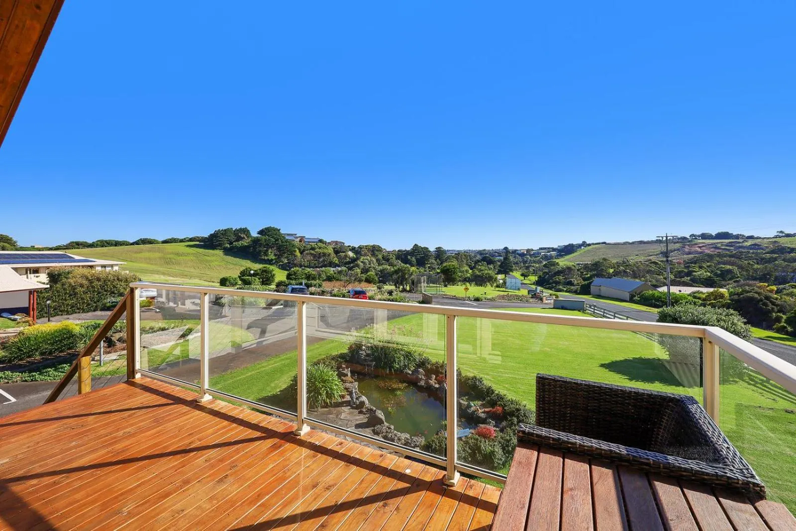 Logans Beach Apartments - The Loft