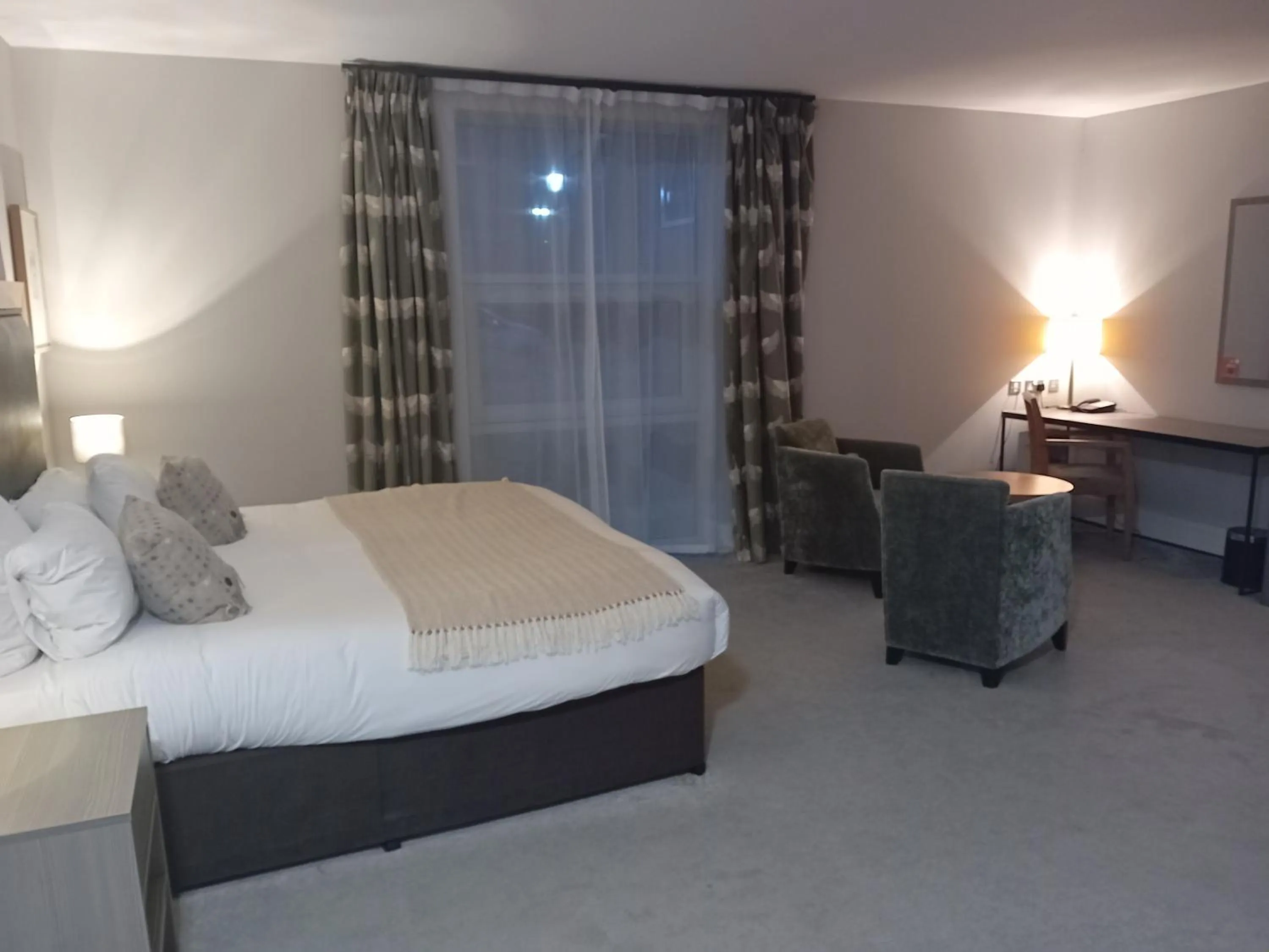 acessibility, Bed in Holiday Inn Dumfries by IHG