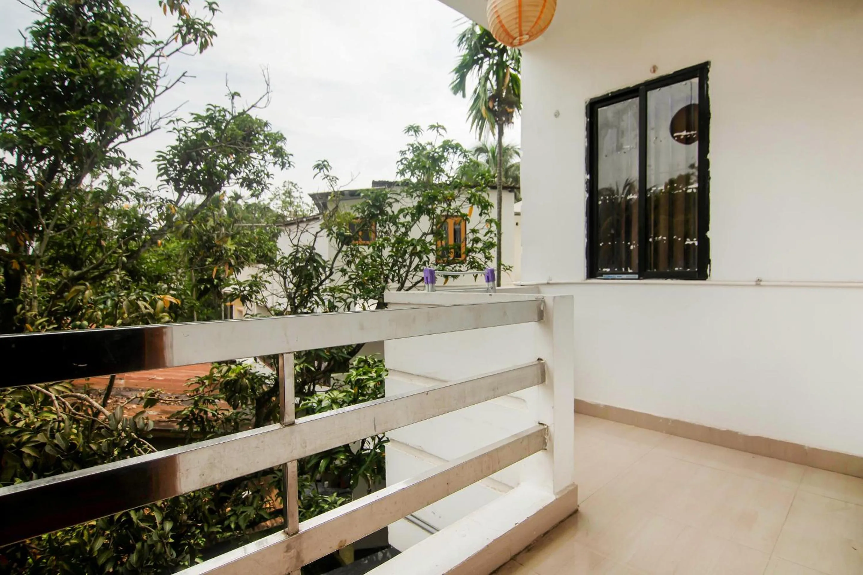 Lobby or reception in Collection O The Blu Bell Nizarapar Path