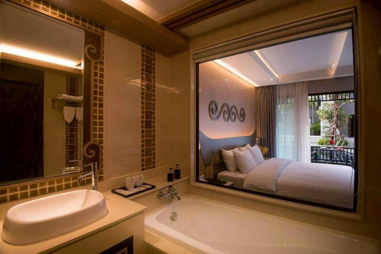 Bathroom, Bed in Le Bali Resort & Spa