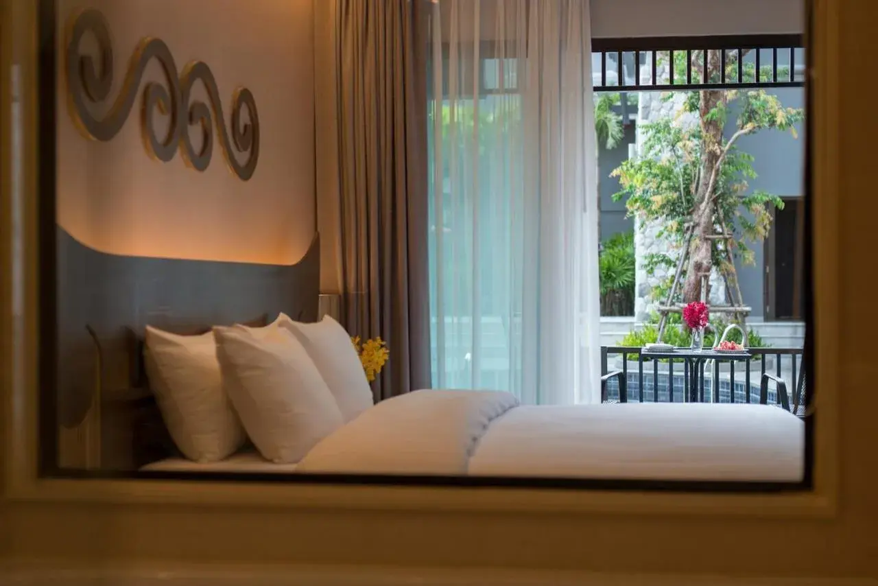 Deluxe Double or Twin Room with Pool Access - single occupancy in Le Bali Resort & Spa Deluxe Double or Twin Room with Pool Access - single occupancy in Le Bali Resort & Spa