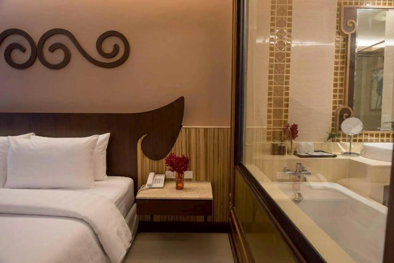 Bathroom, Bed in Le Bali Resort & Spa