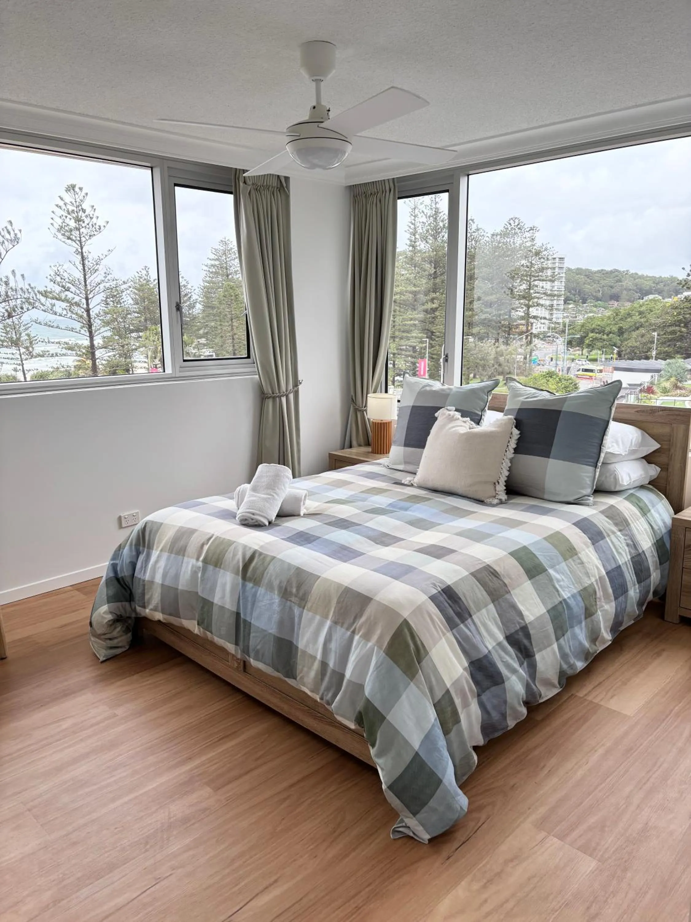 Bed in Oceania on Burleigh Beach