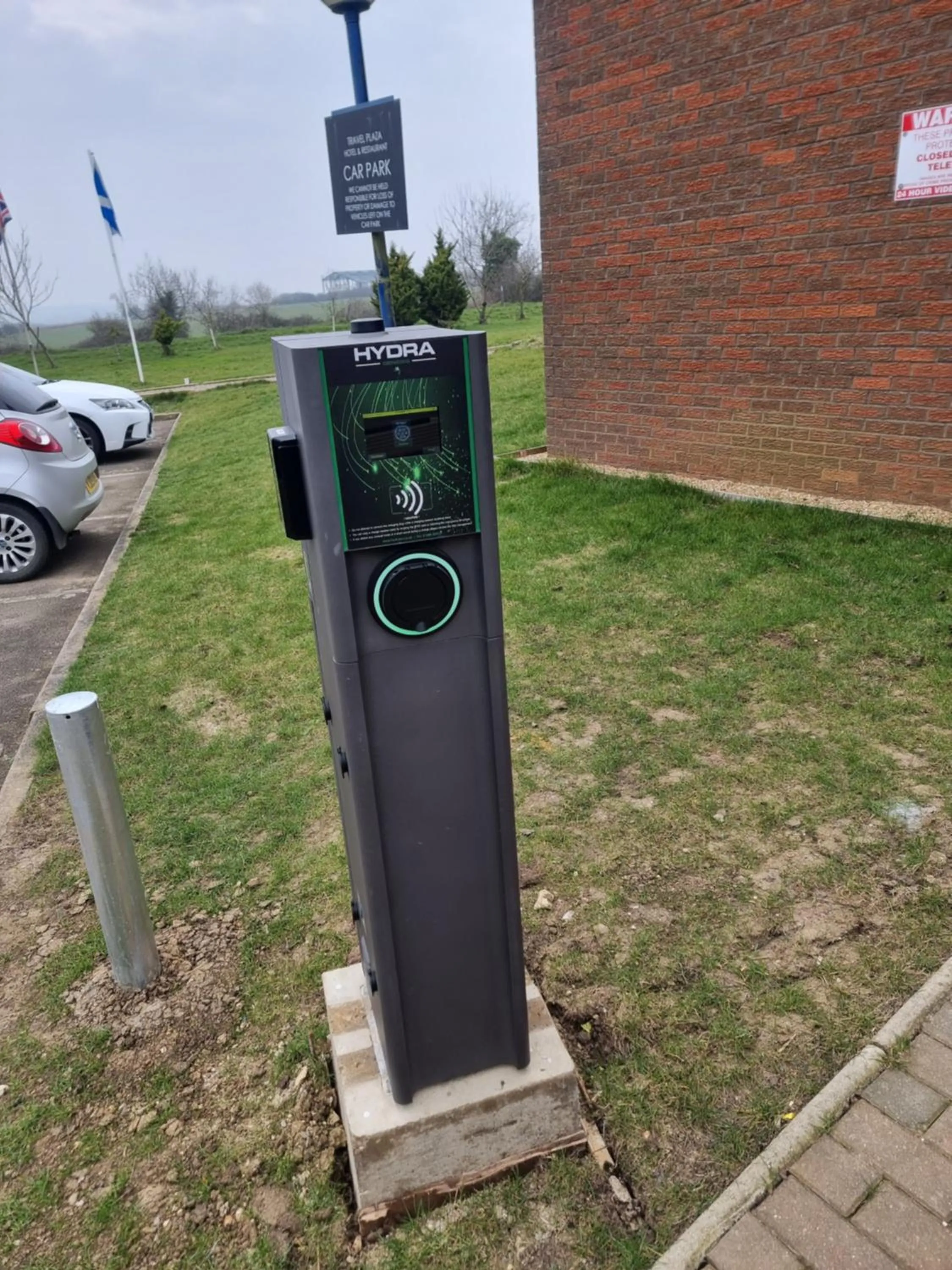 Parking in Travel Plaza Hotel