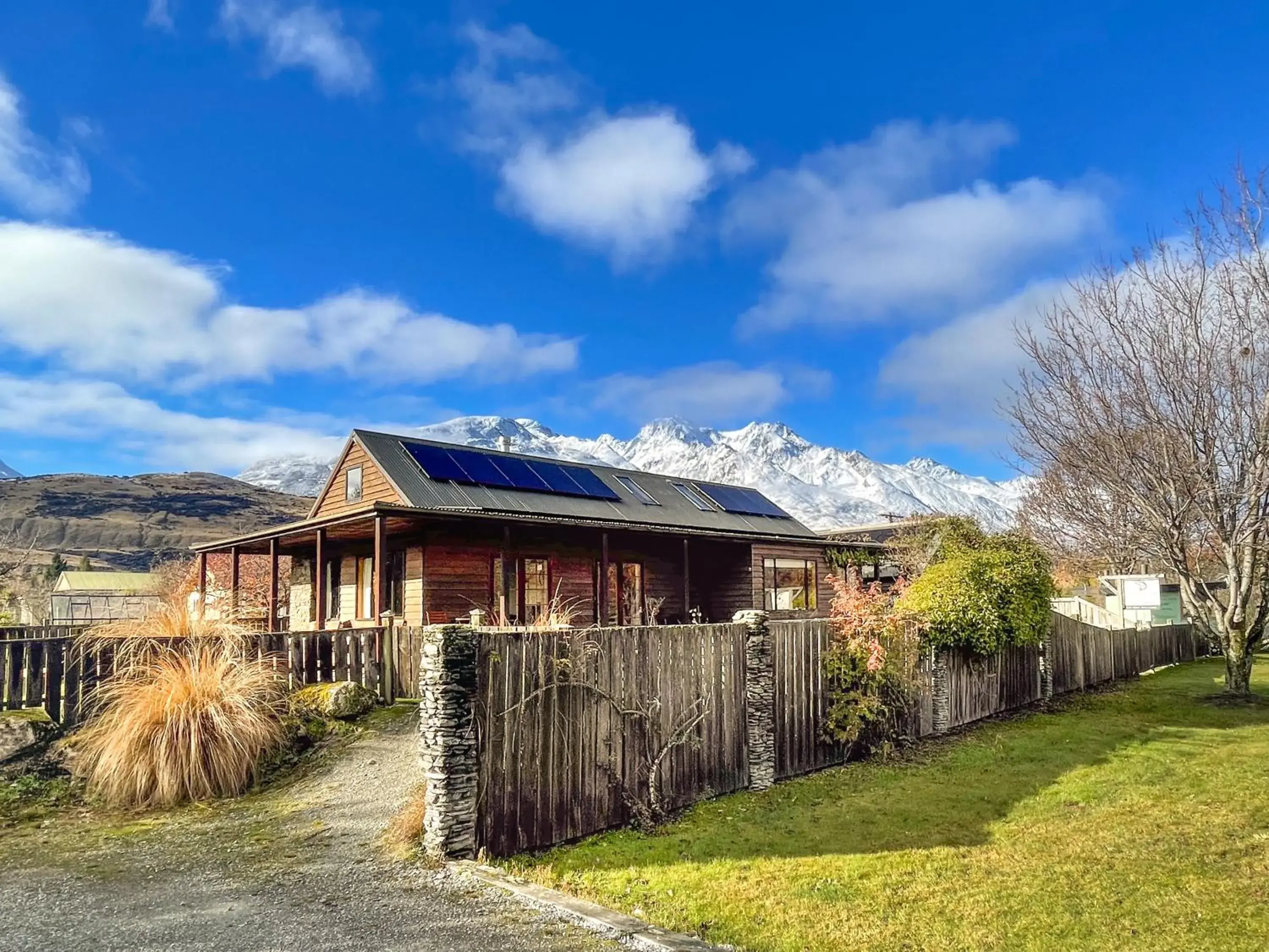 Vacation Home in Glenorchy Lake House Vacation Home in Glenorchy Lake House