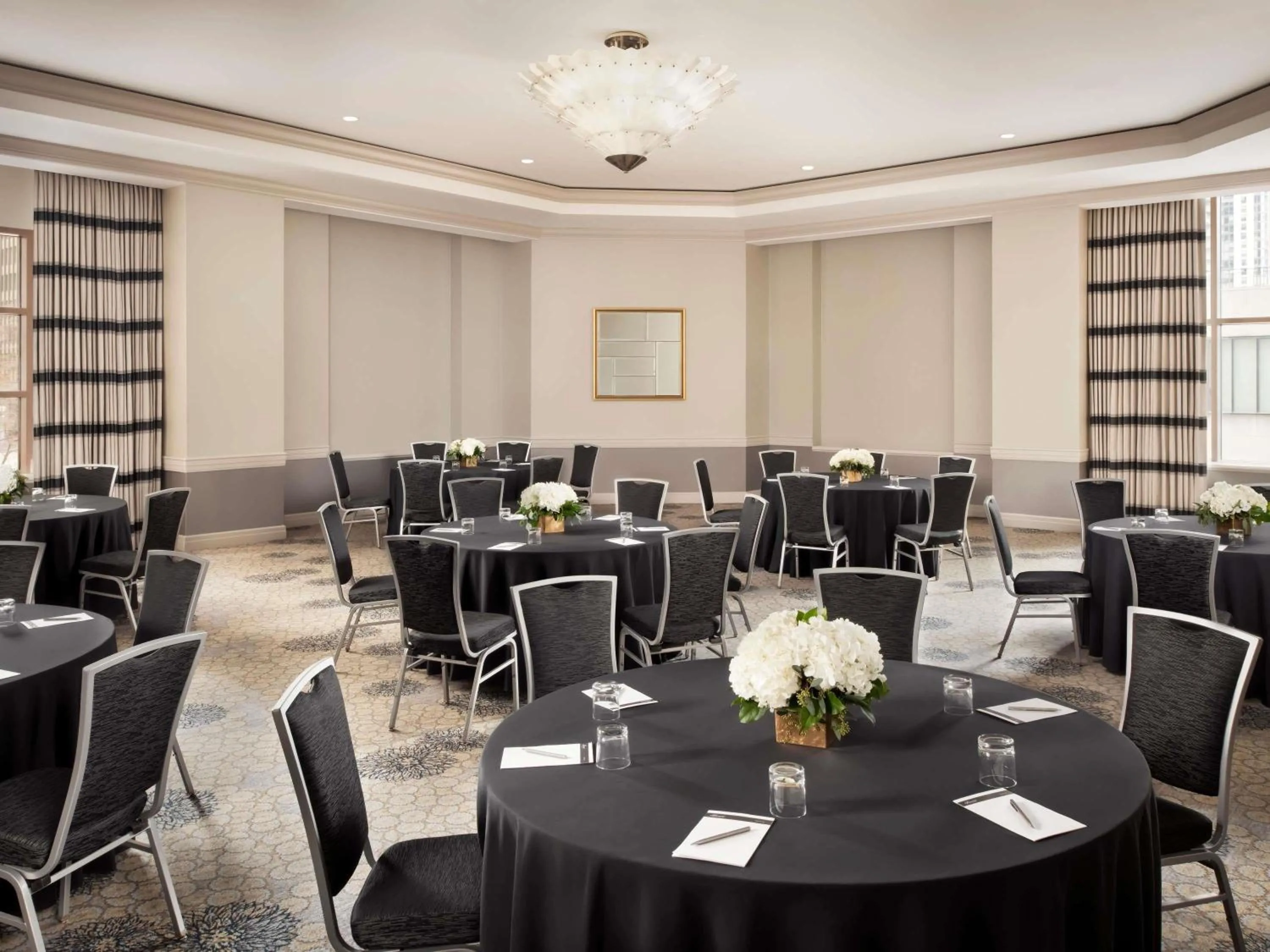 Meeting/conference room in Fairmont Chicago Millennium Park
