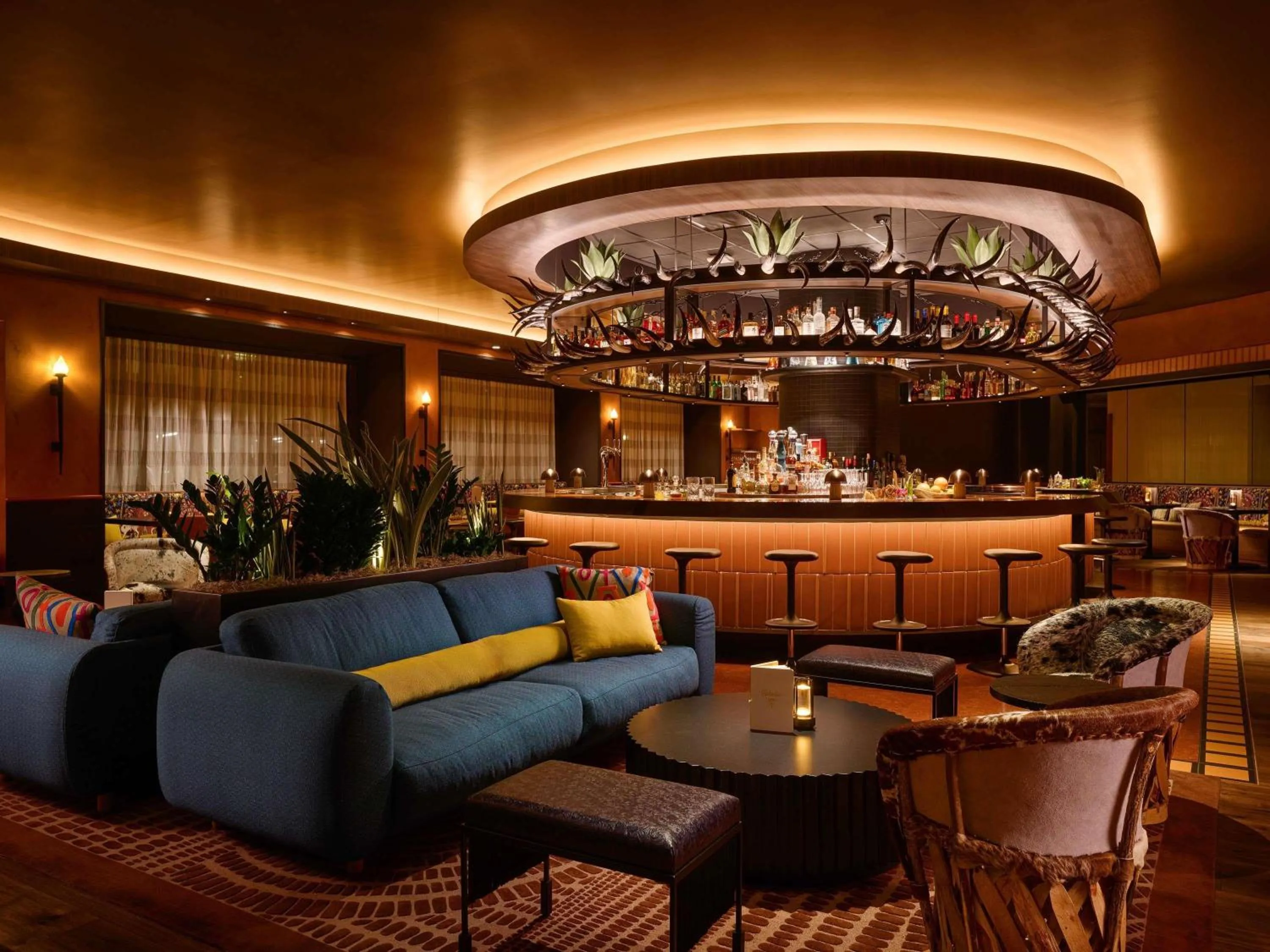 Restaurant/places to eat in Fairmont Chicago Millennium Park