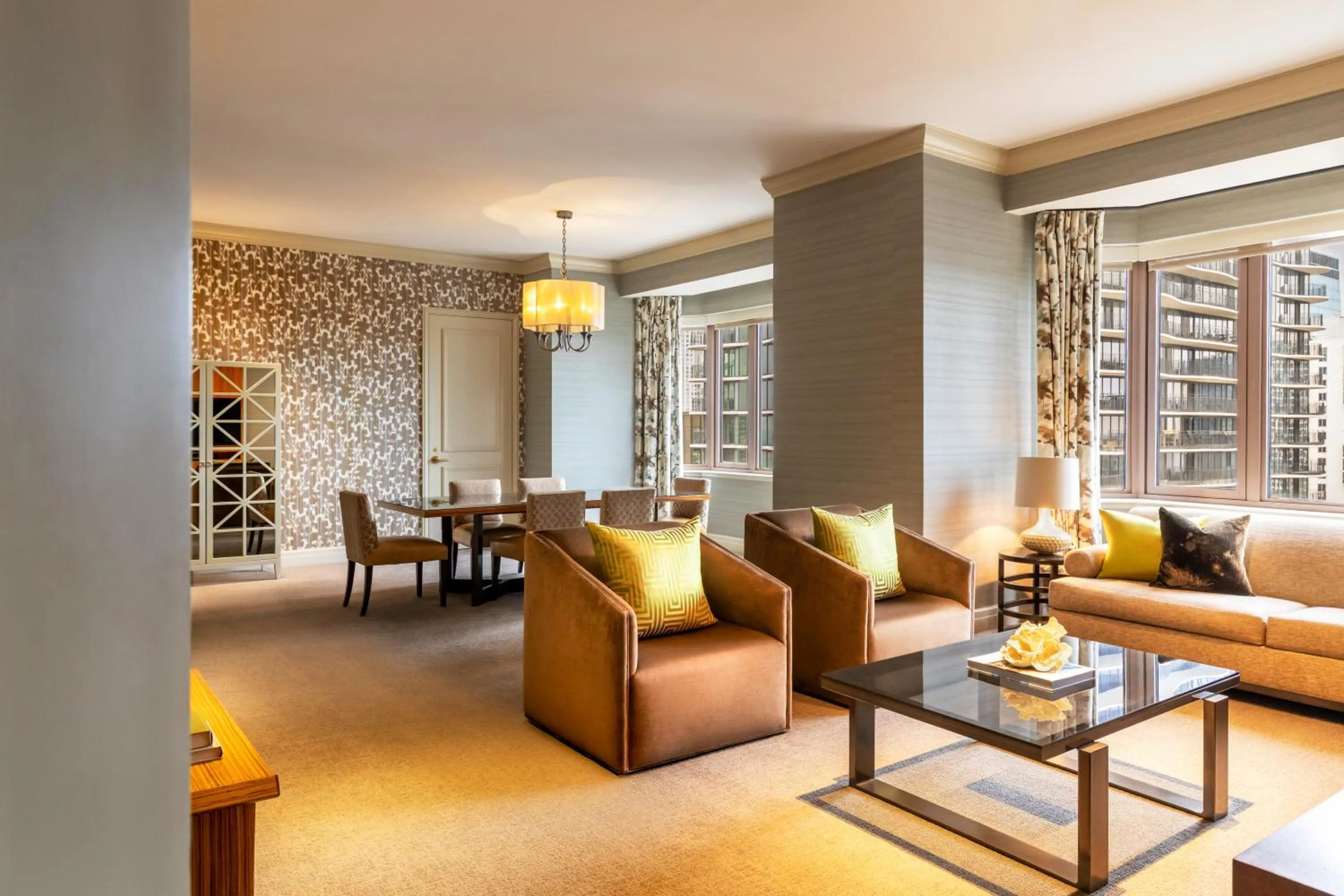 Living room in Fairmont Chicago Millennium Park