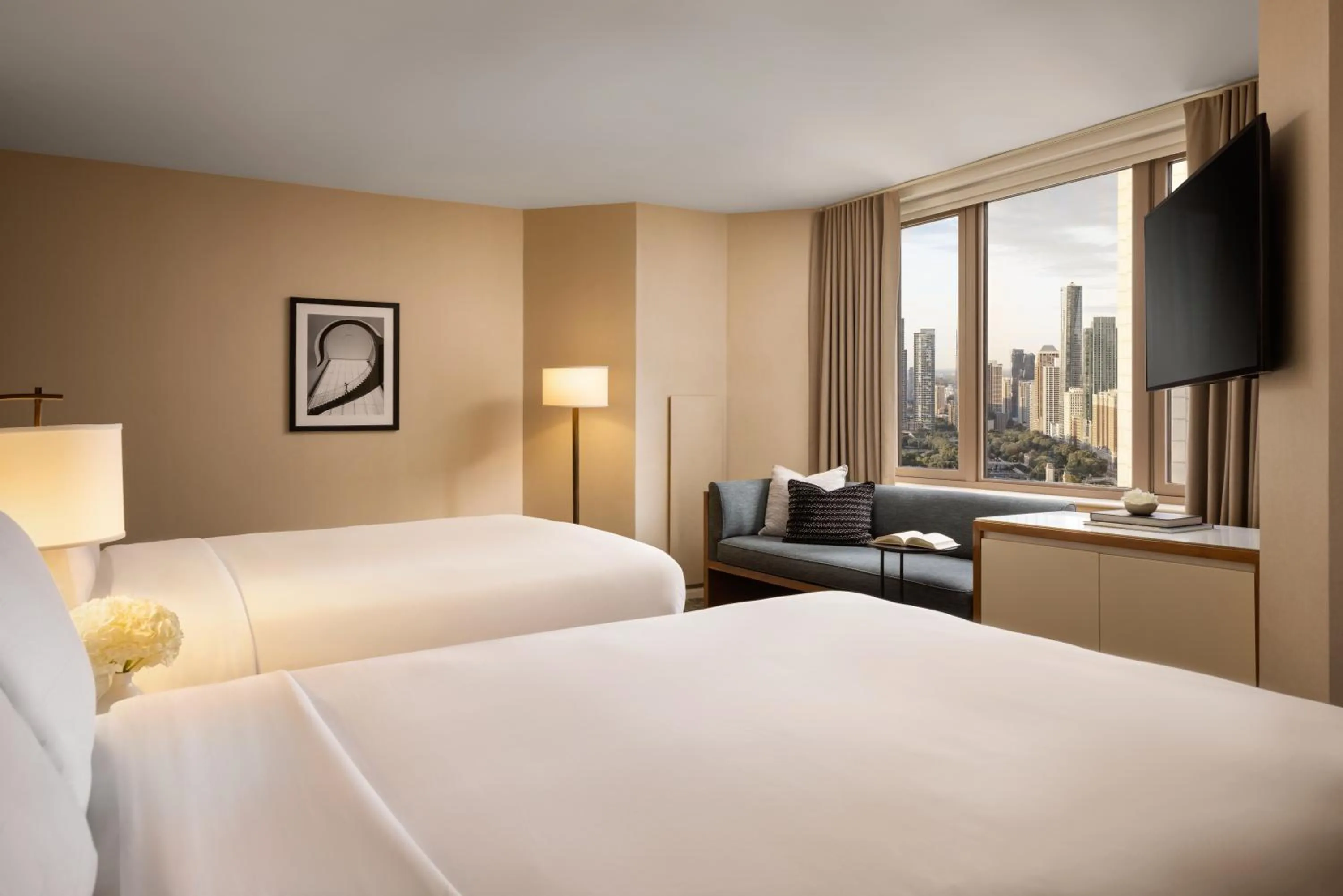 Bed in Fairmont Chicago Millennium Park