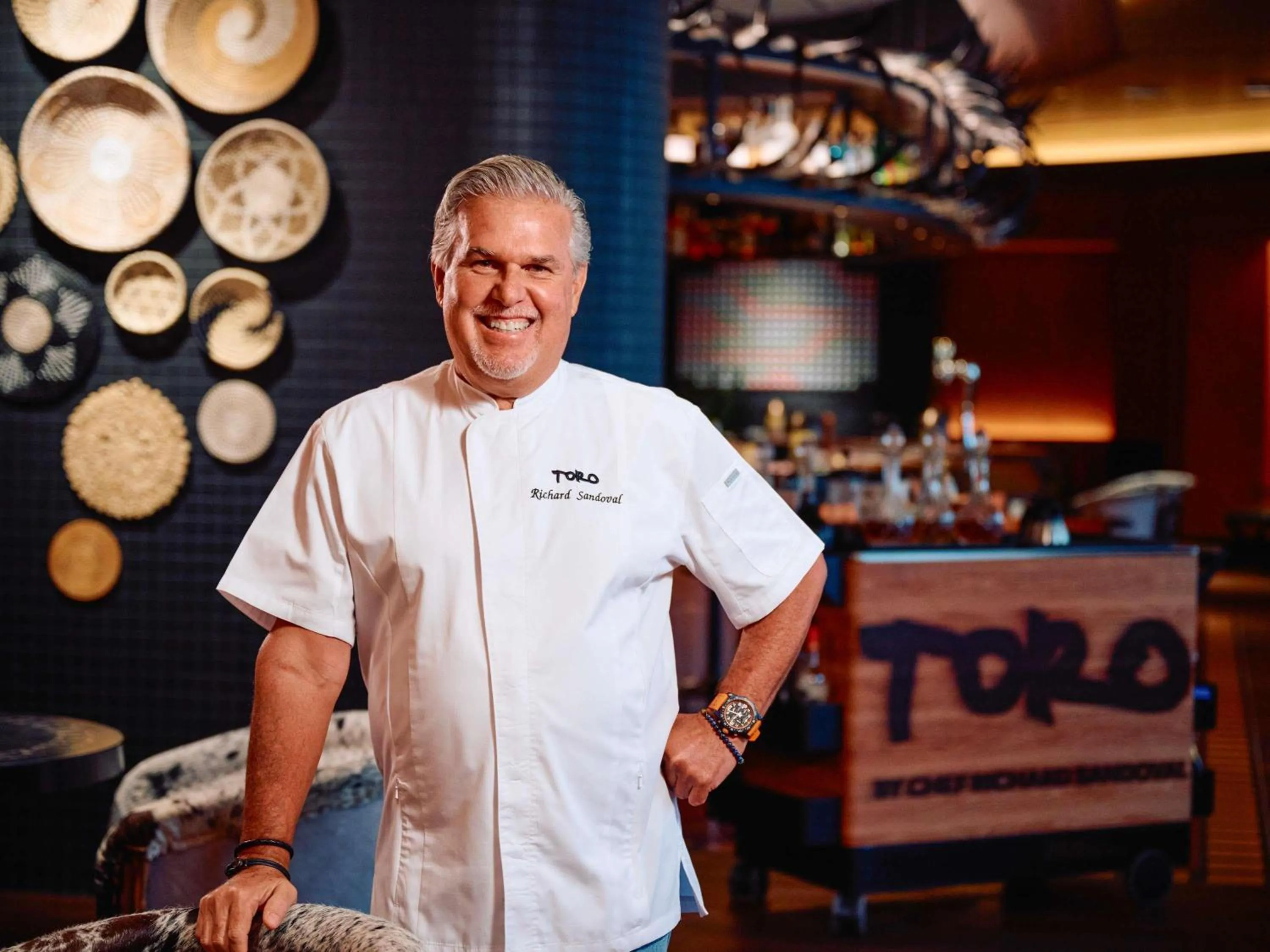 Restaurant/places to eat in Fairmont Chicago Millennium Park