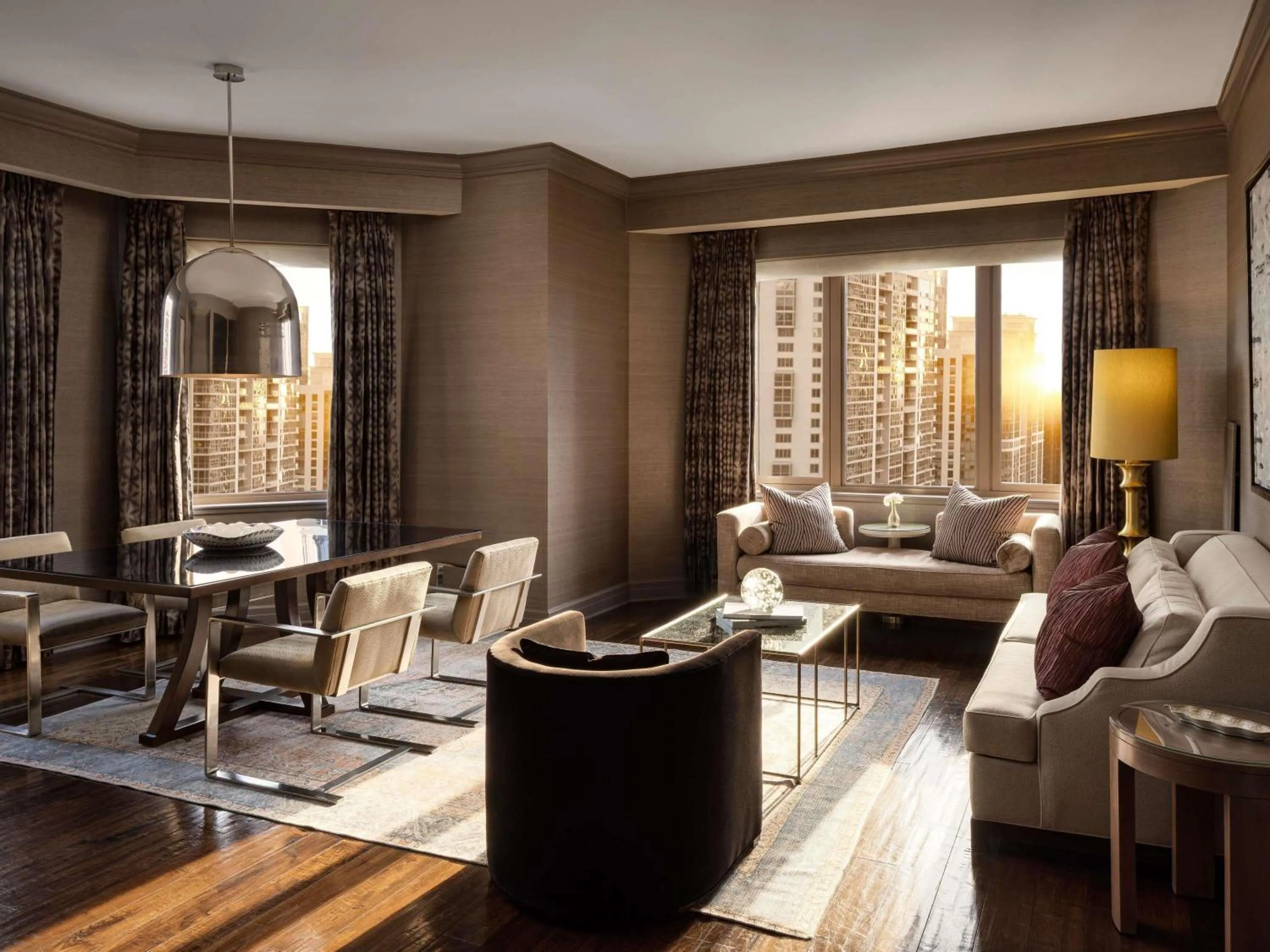 Bedroom in Fairmont Chicago Millennium Park