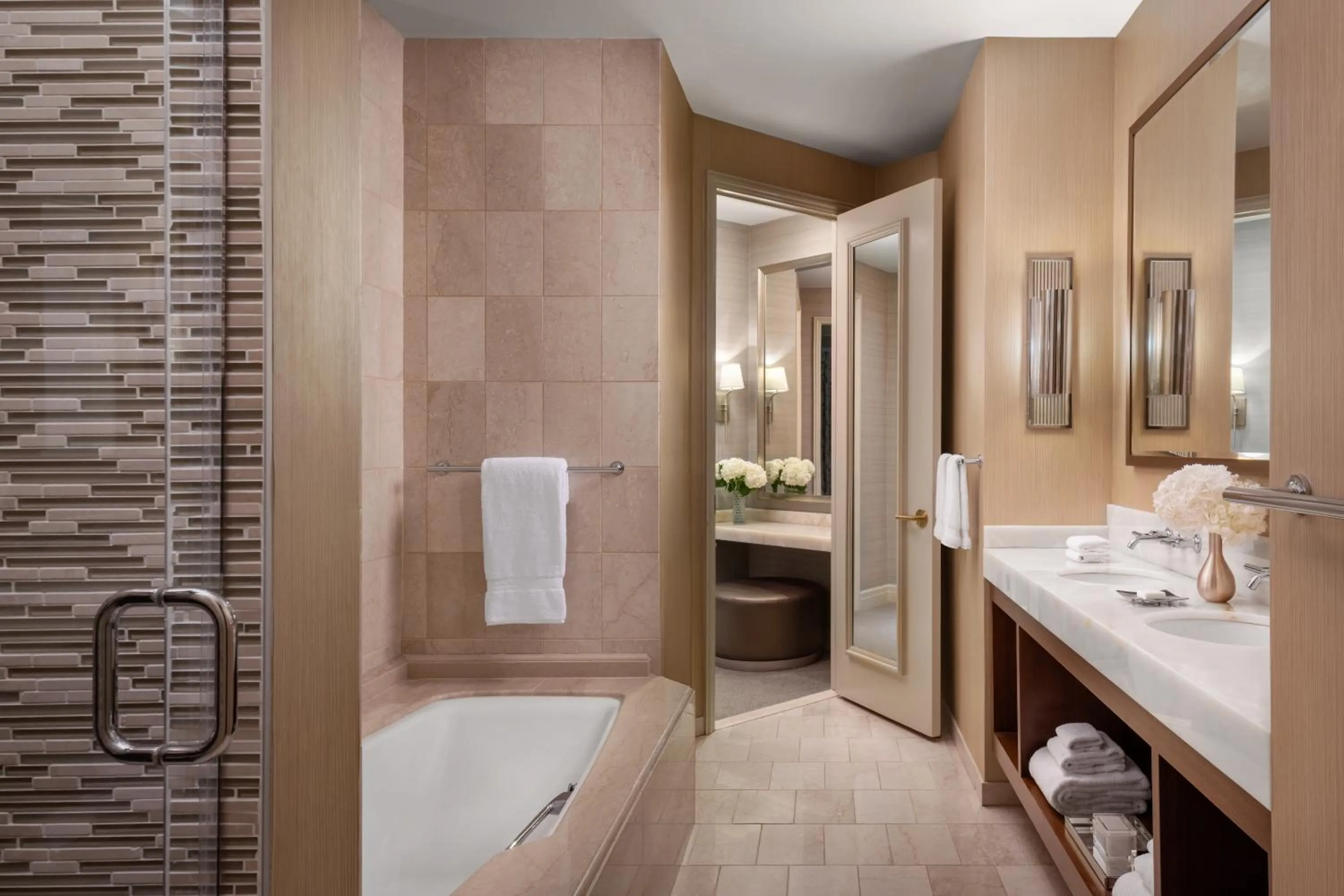 Bathroom in Fairmont Chicago Millennium Park