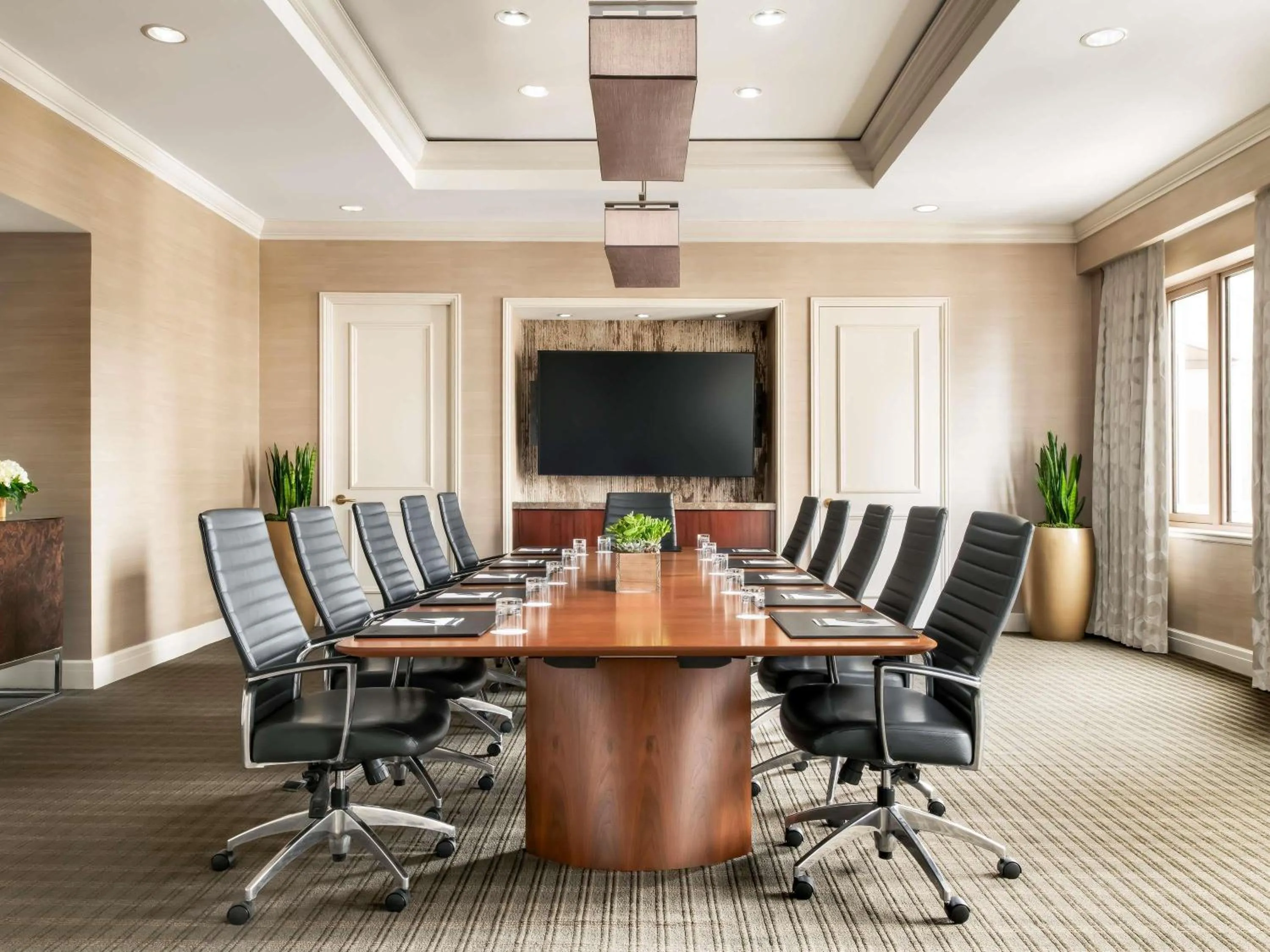 Meeting/conference room in Fairmont Chicago Millennium Park