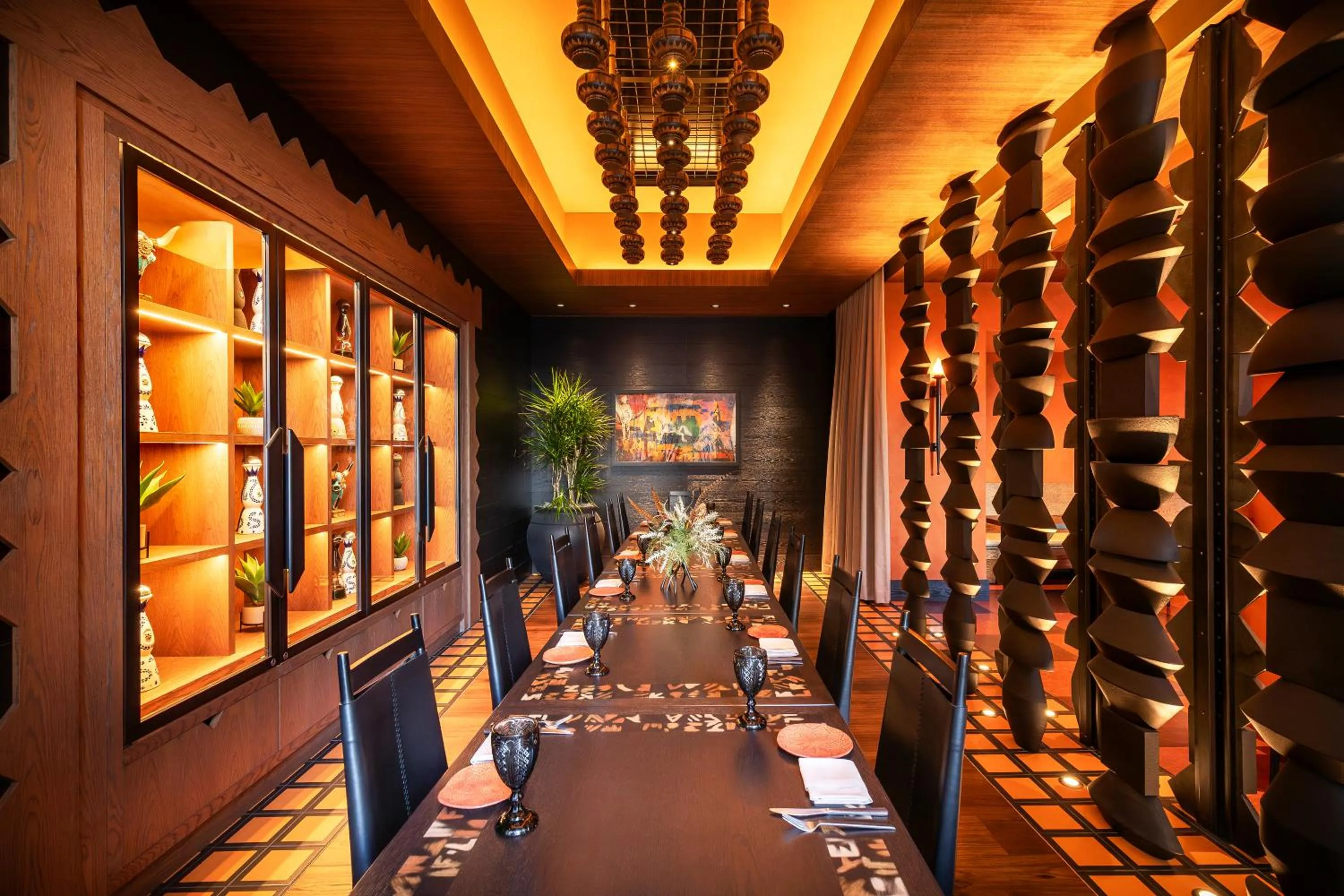 Restaurant/places to eat in Fairmont Chicago Millennium Park