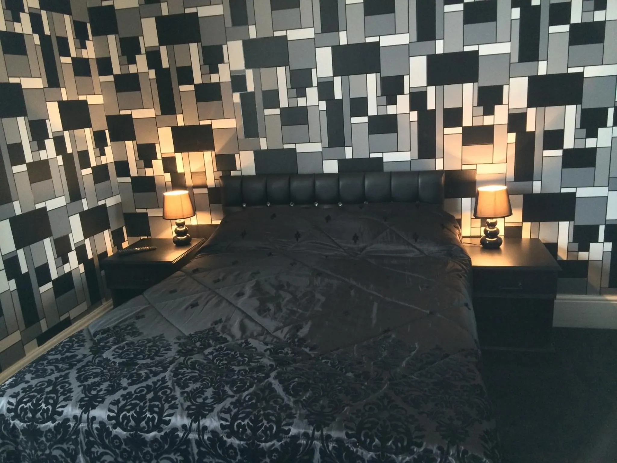 Bed in The Carlton Hotel