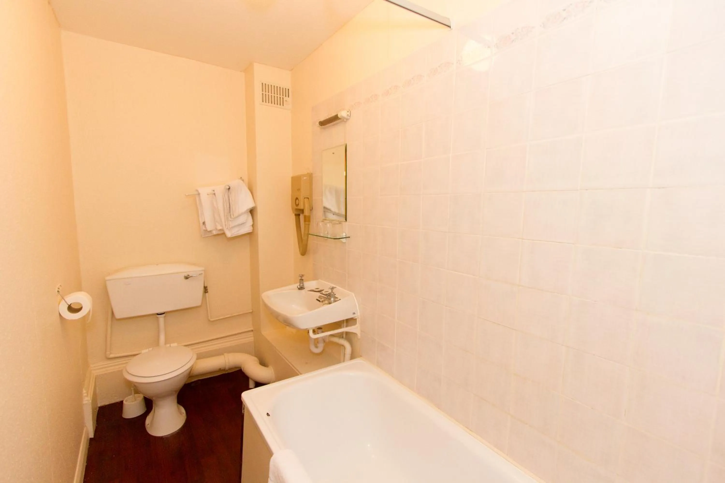 Bathroom in The Carlton Hotel