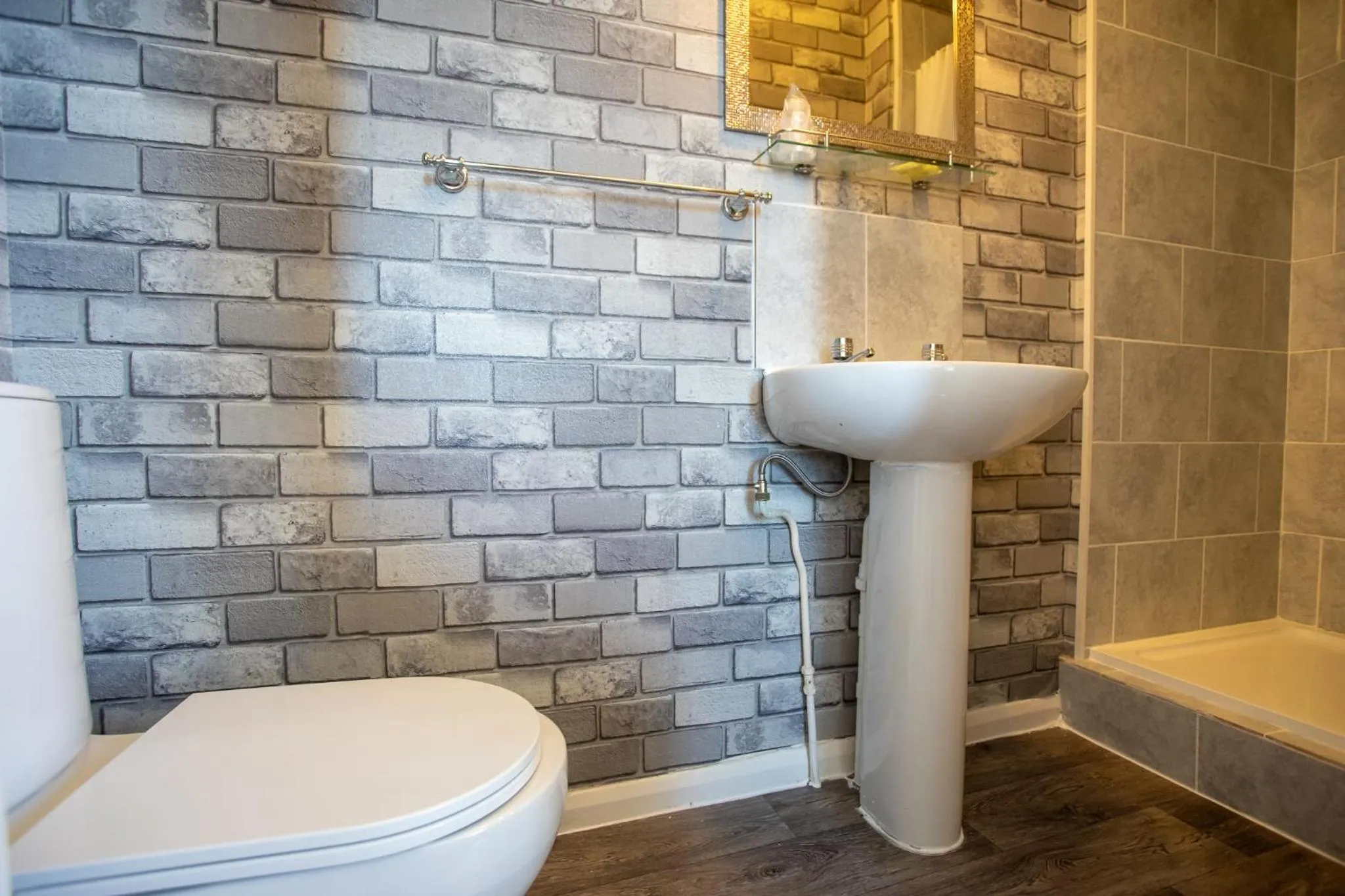 Shower in The Carlton Hotel