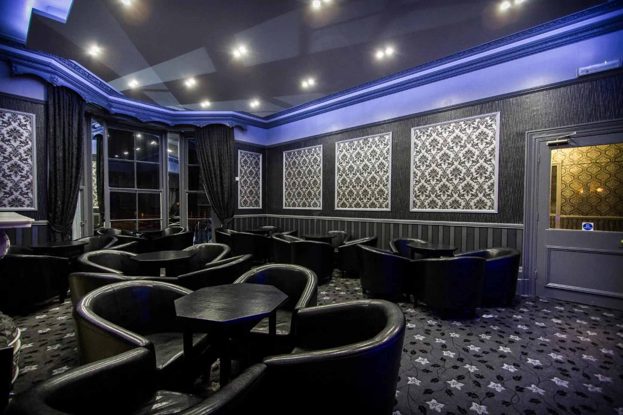 Night in The Carlton Hotel