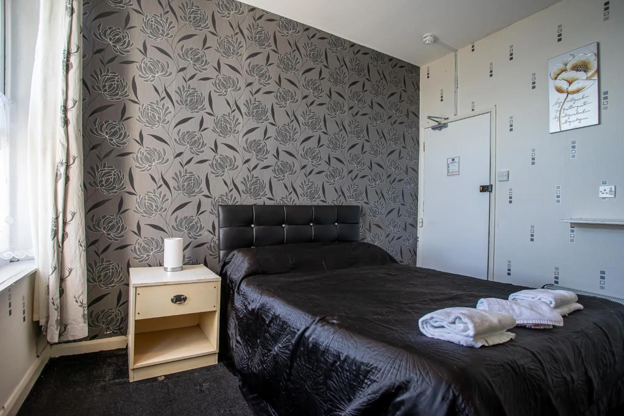 Bed in The Carlton Hotel