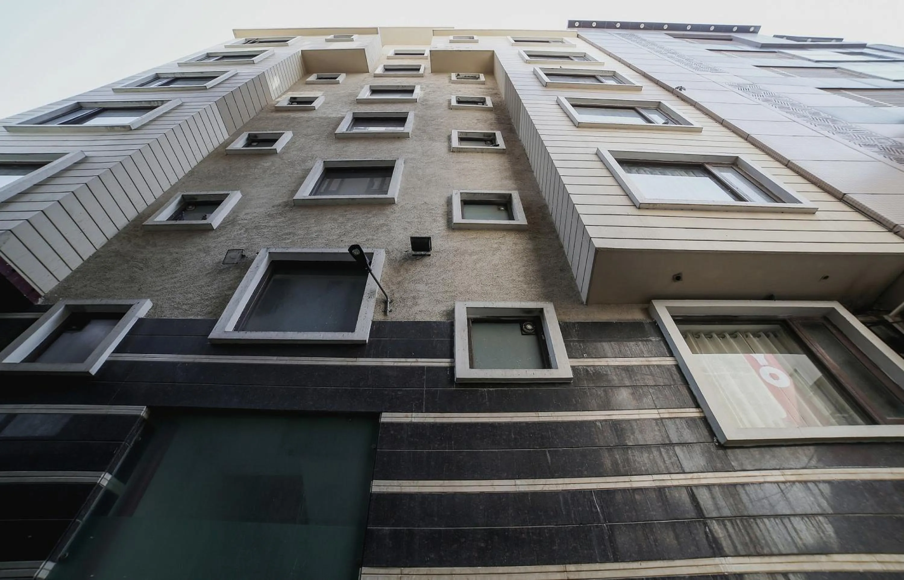Facade/entrance in Townhouse Hollywood Heights