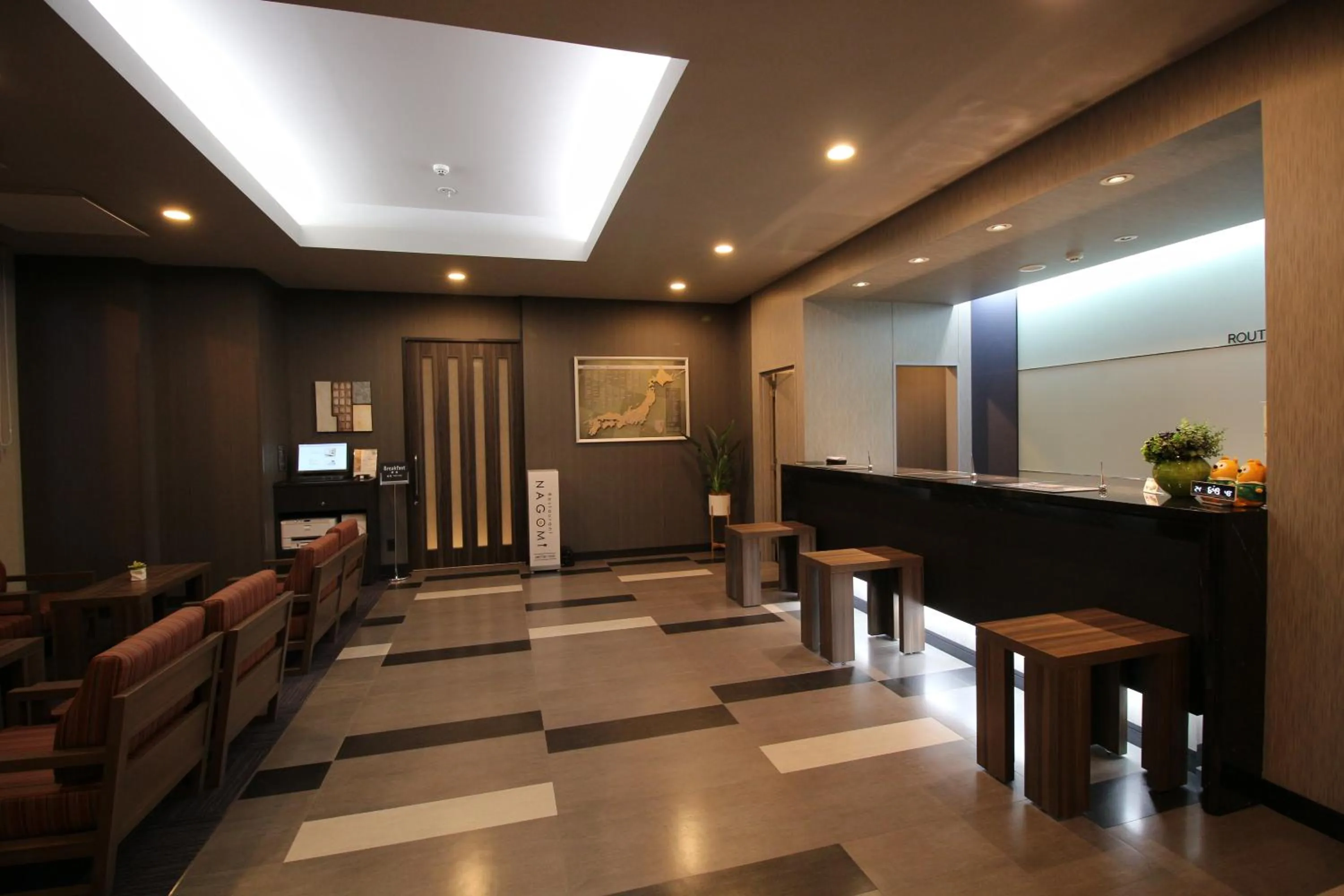 Lobby or reception in Hotel Route-Inn Tokyo Kamata -Ayamebashi-