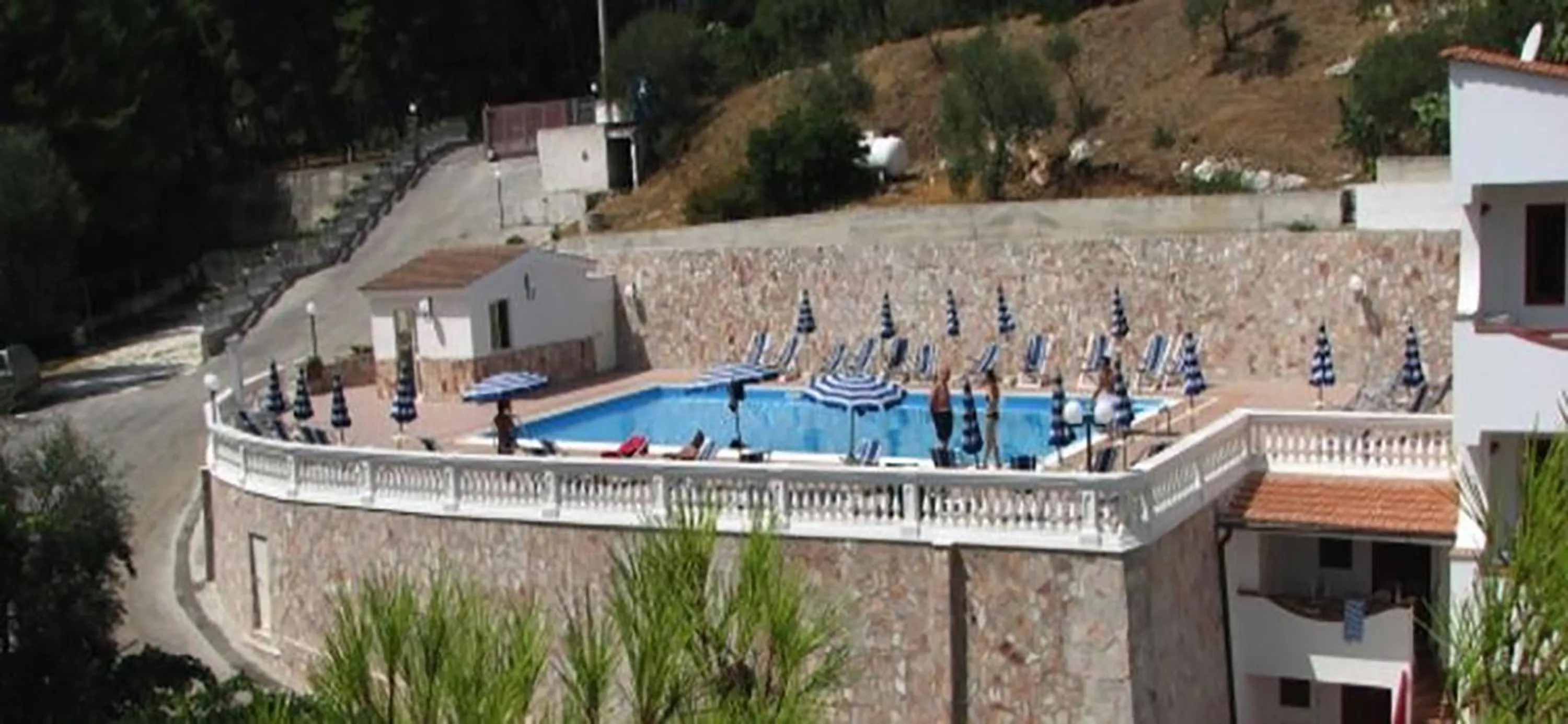 Pool view in Residence Jolly