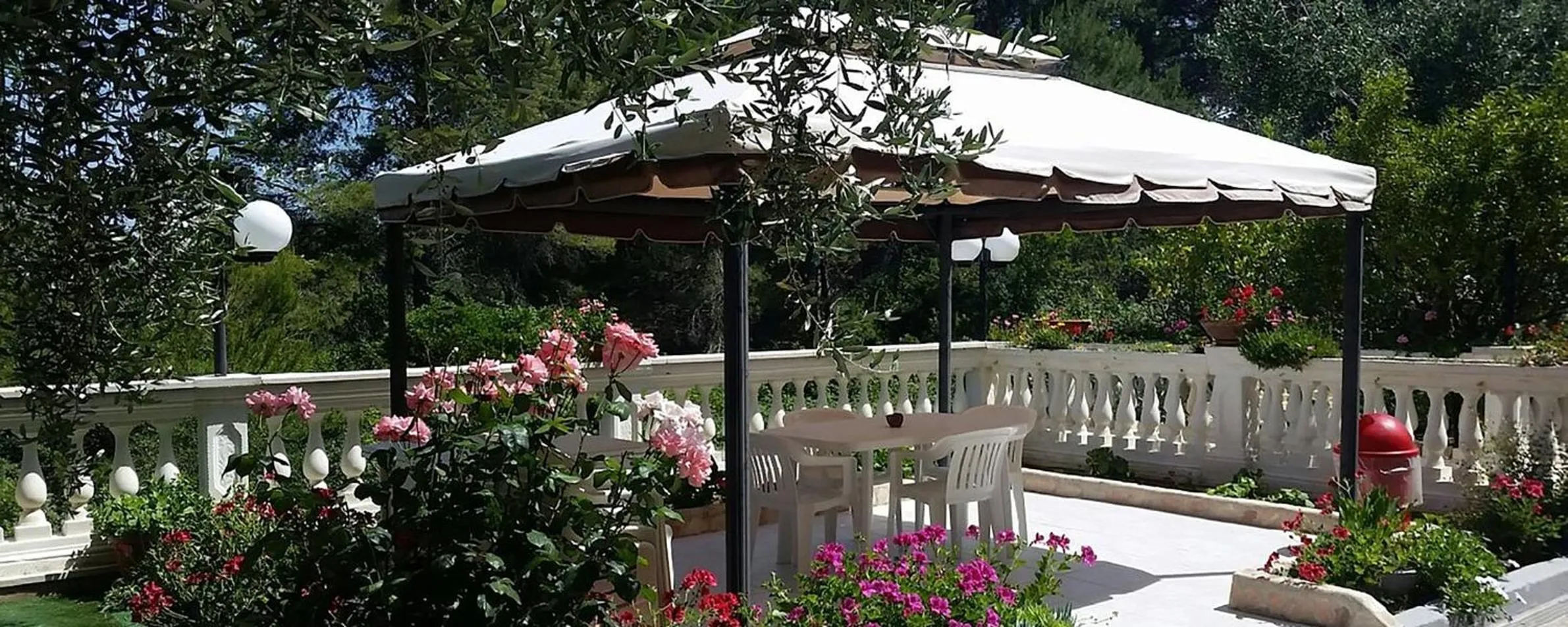 Garden in Residence Jolly