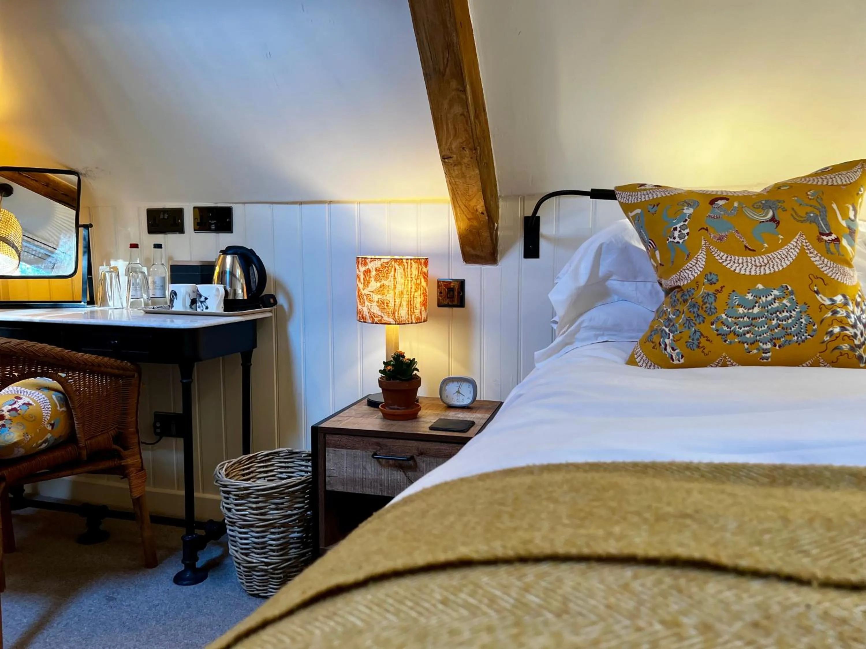 Bed in The Red Lion Inn