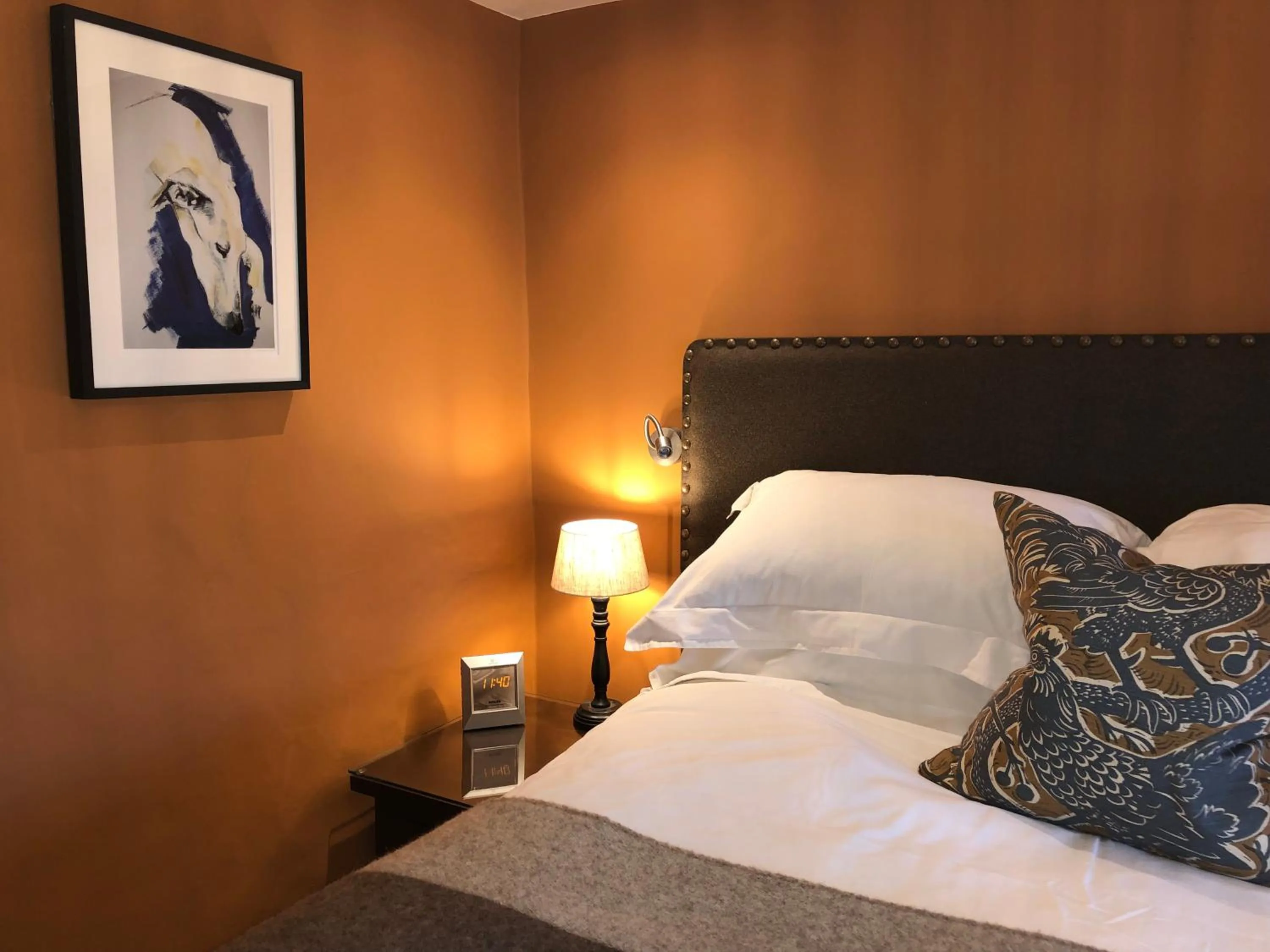 Bed in The Red Lion Inn