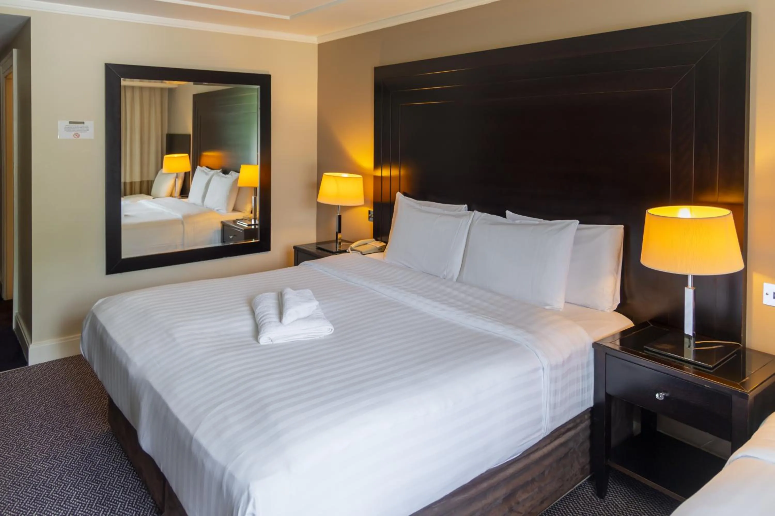 Family, Bed in Shamrock Lodge Hotel