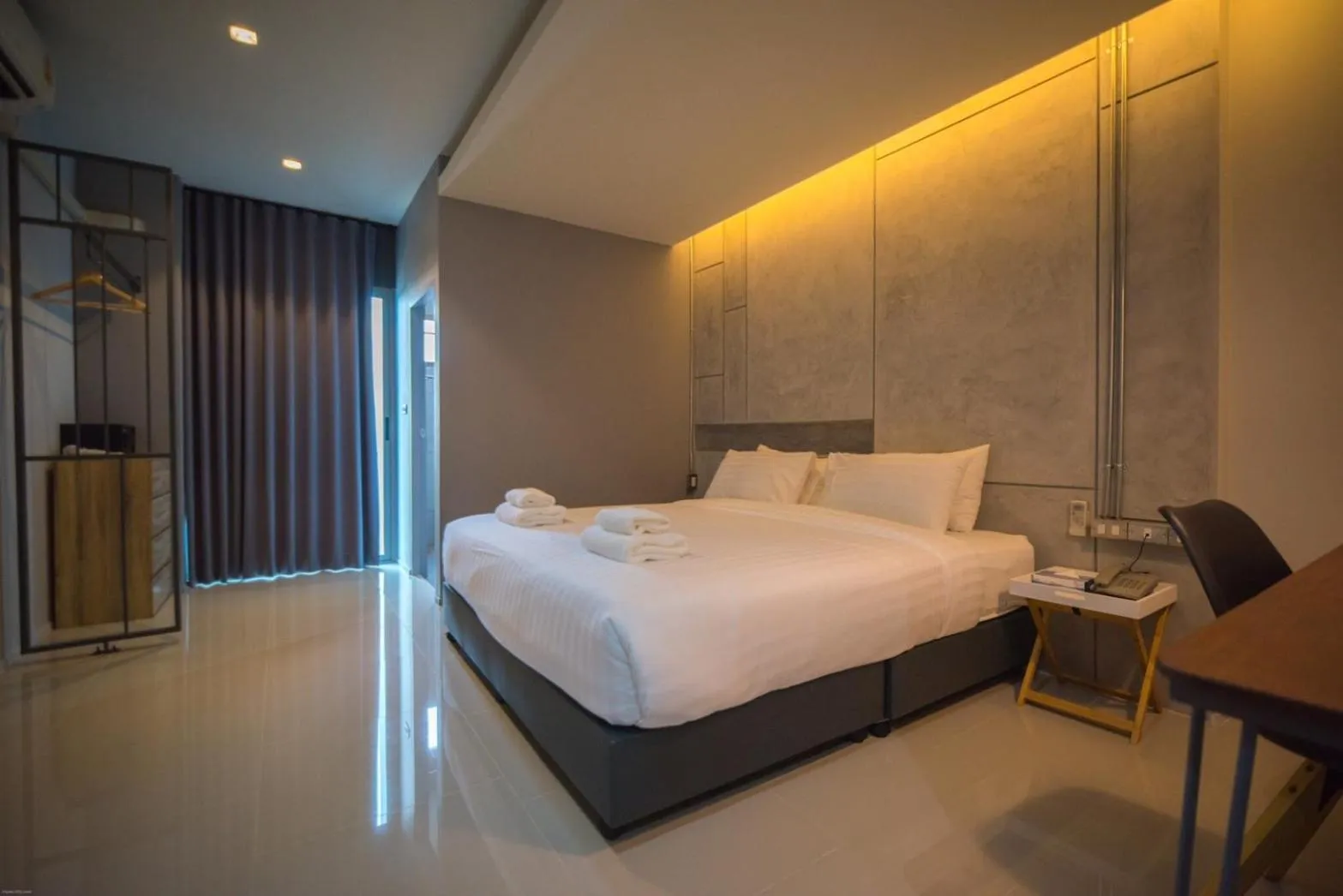Bed in Wara Boutique Hotel