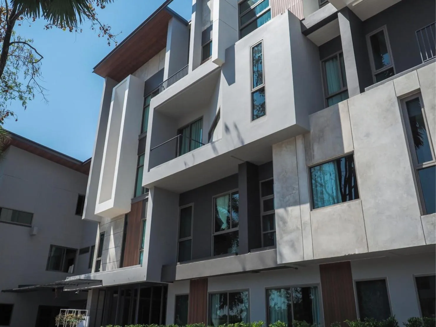 Facade/entrance in Wara Boutique Hotel