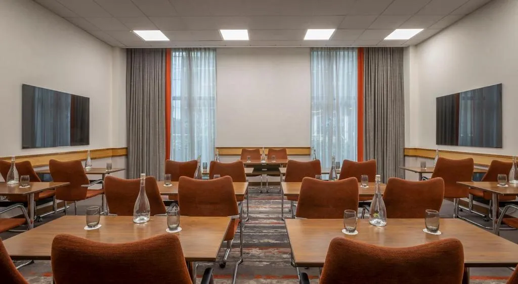 Meeting/conference room in Clayton Hotel, Leeds