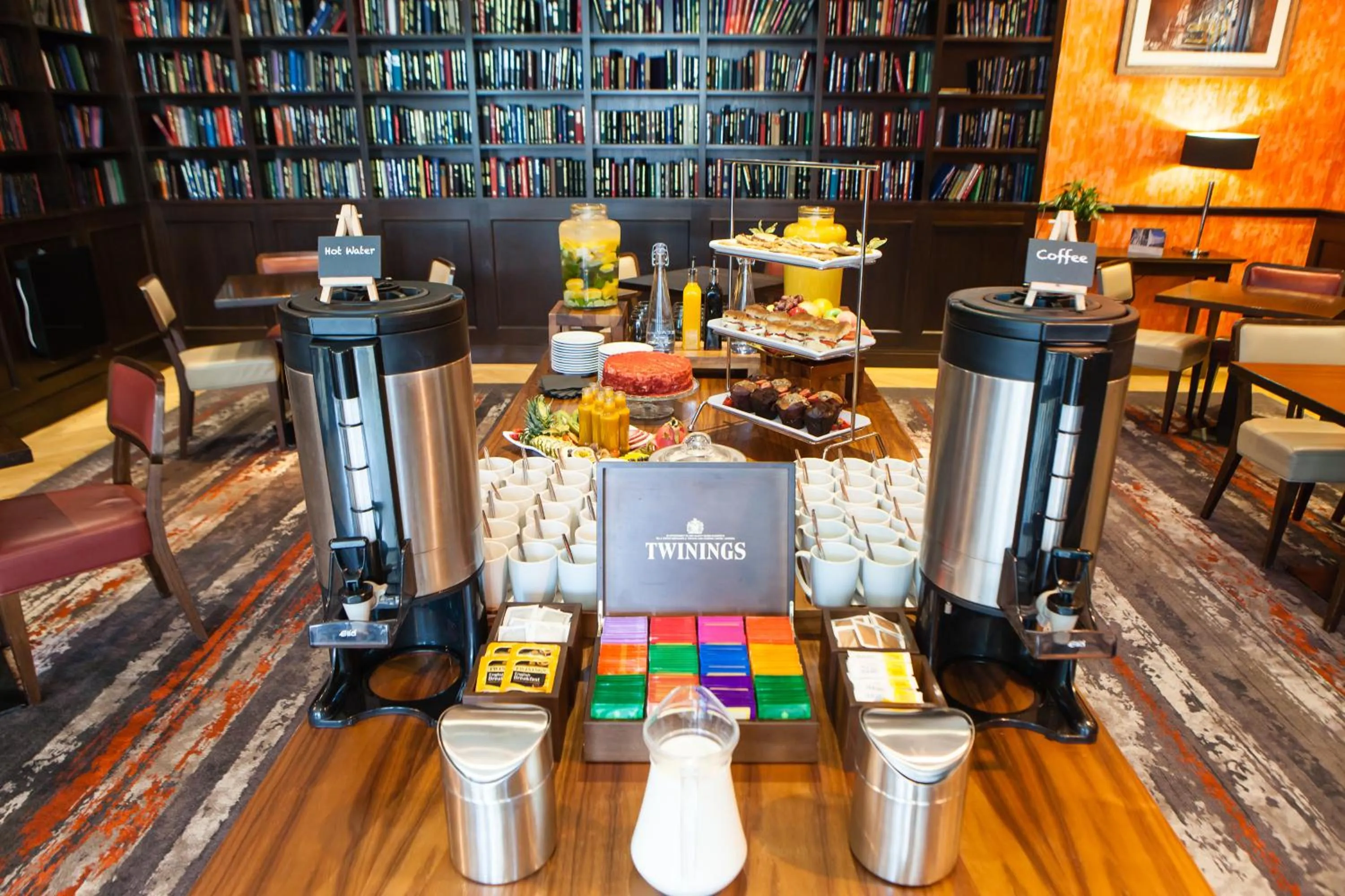 Coffee/tea facilities in Clayton Hotel, Leeds