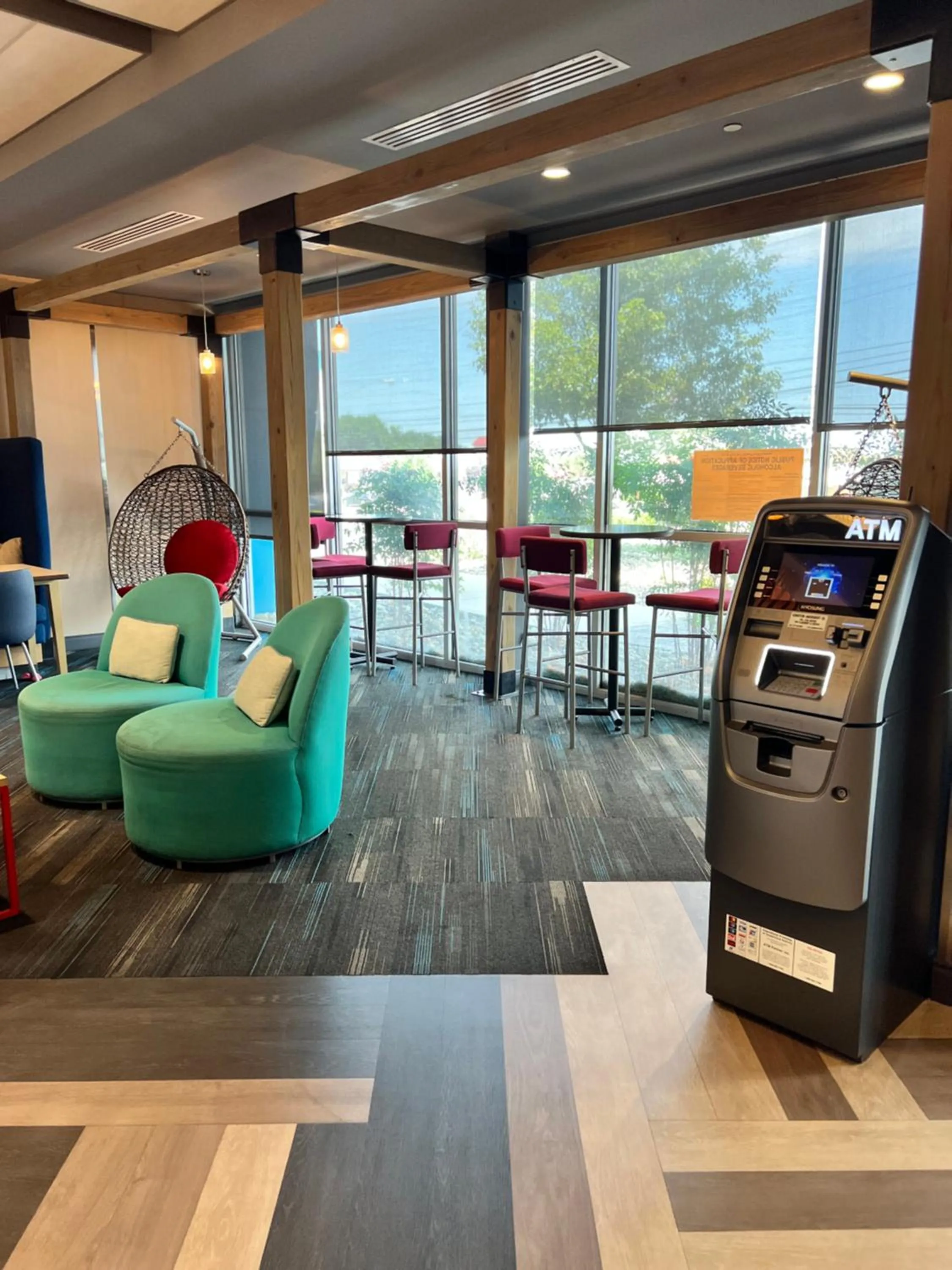 Seating area in Tru By Hilton Lancaster East