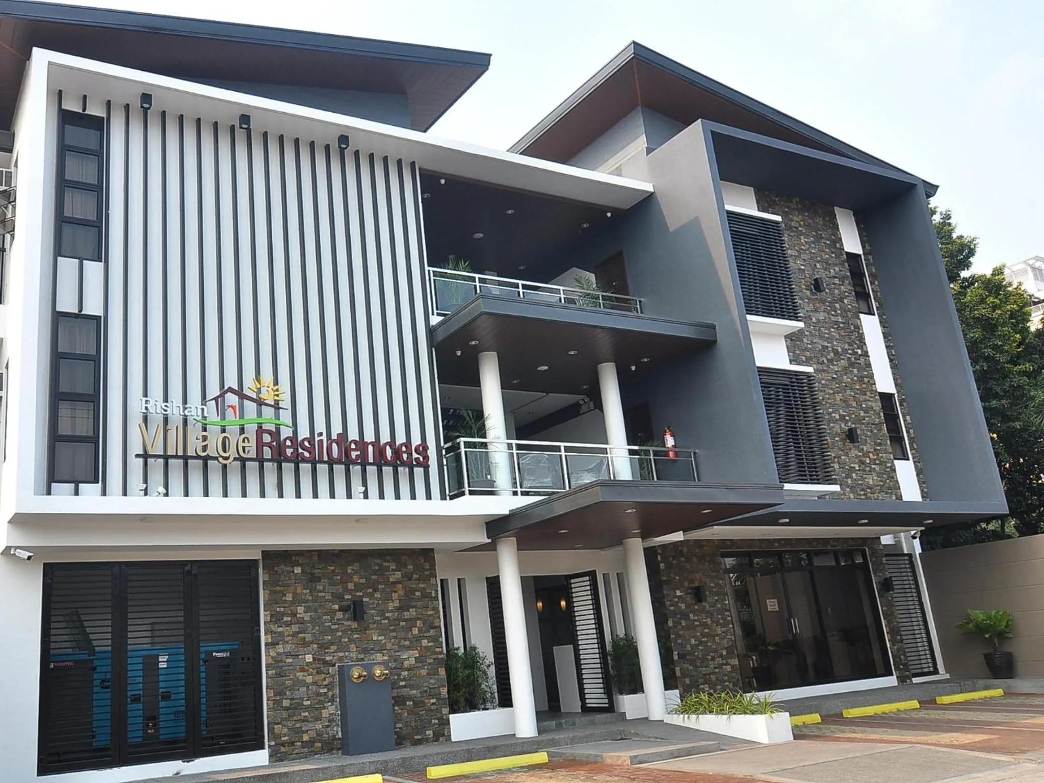 Facade/entrance in Rishan Village Residences