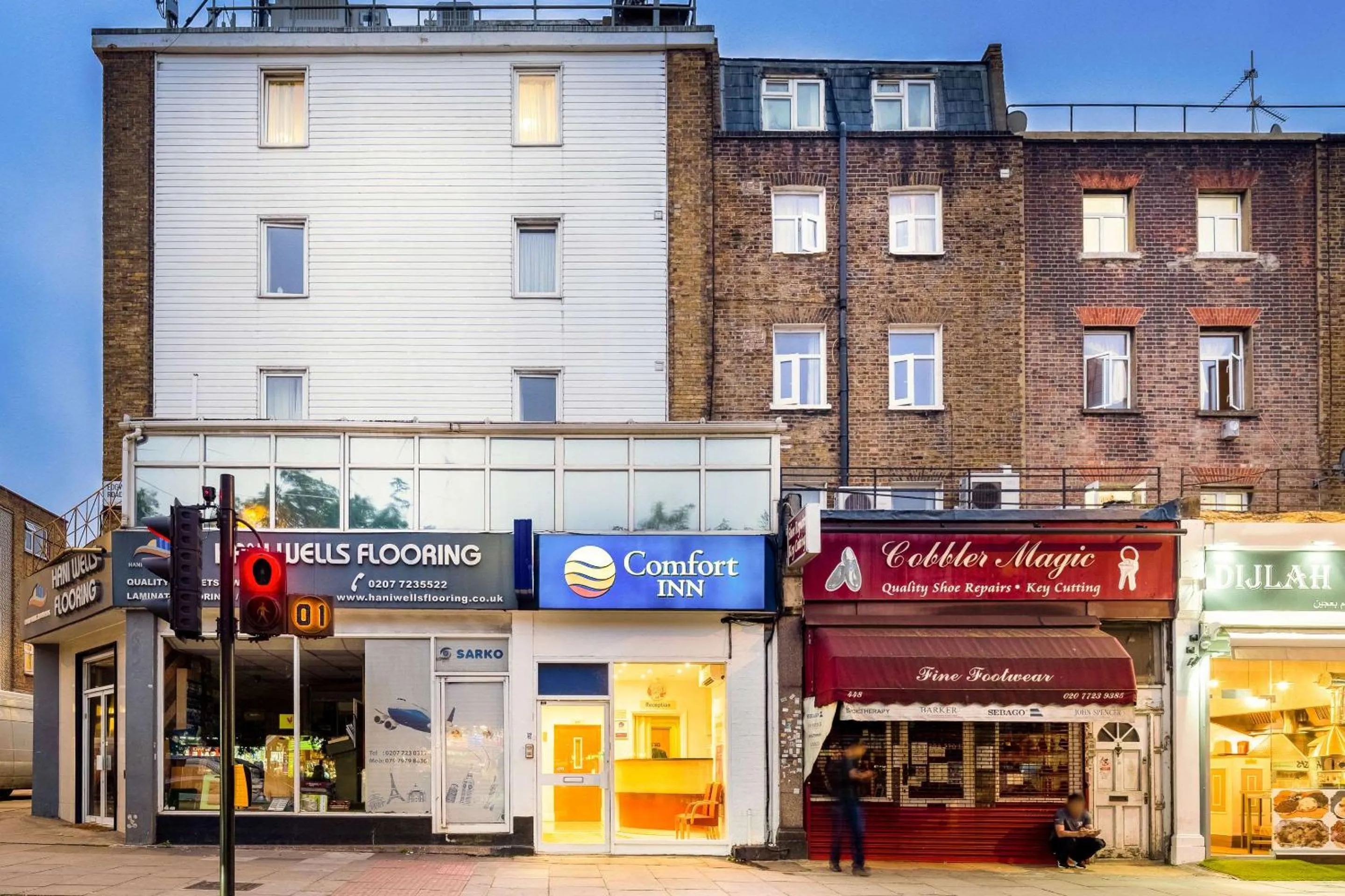 Property building in Comfort Inn Edgware Road W2