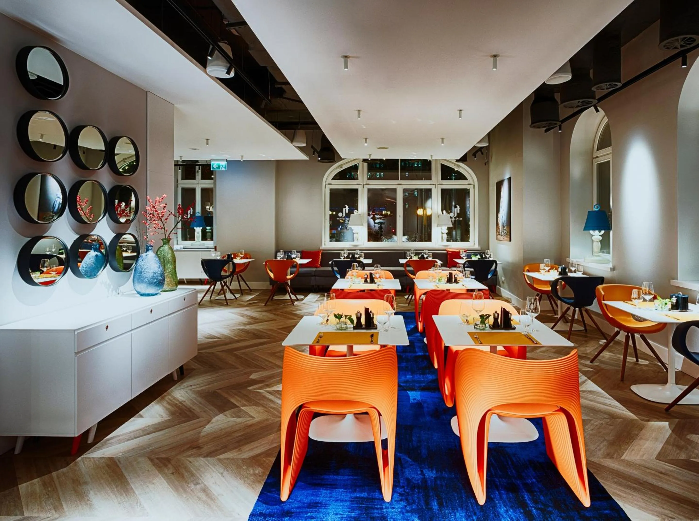 Restaurant/places to eat in Hotel Indigo Warsaw Nowy Świat by IHG