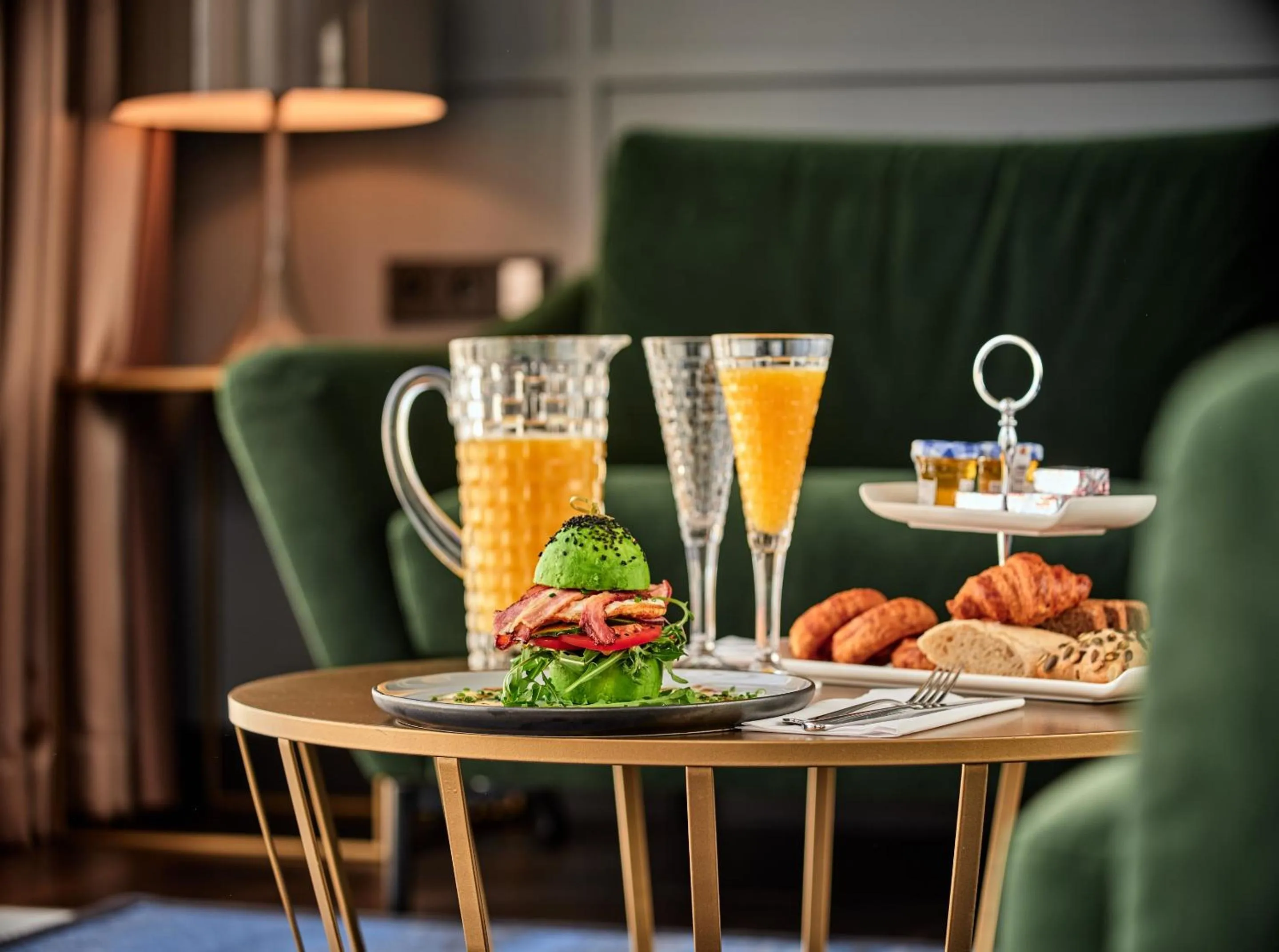 Living room in Hotel Indigo Warsaw Nowy Świat by IHG