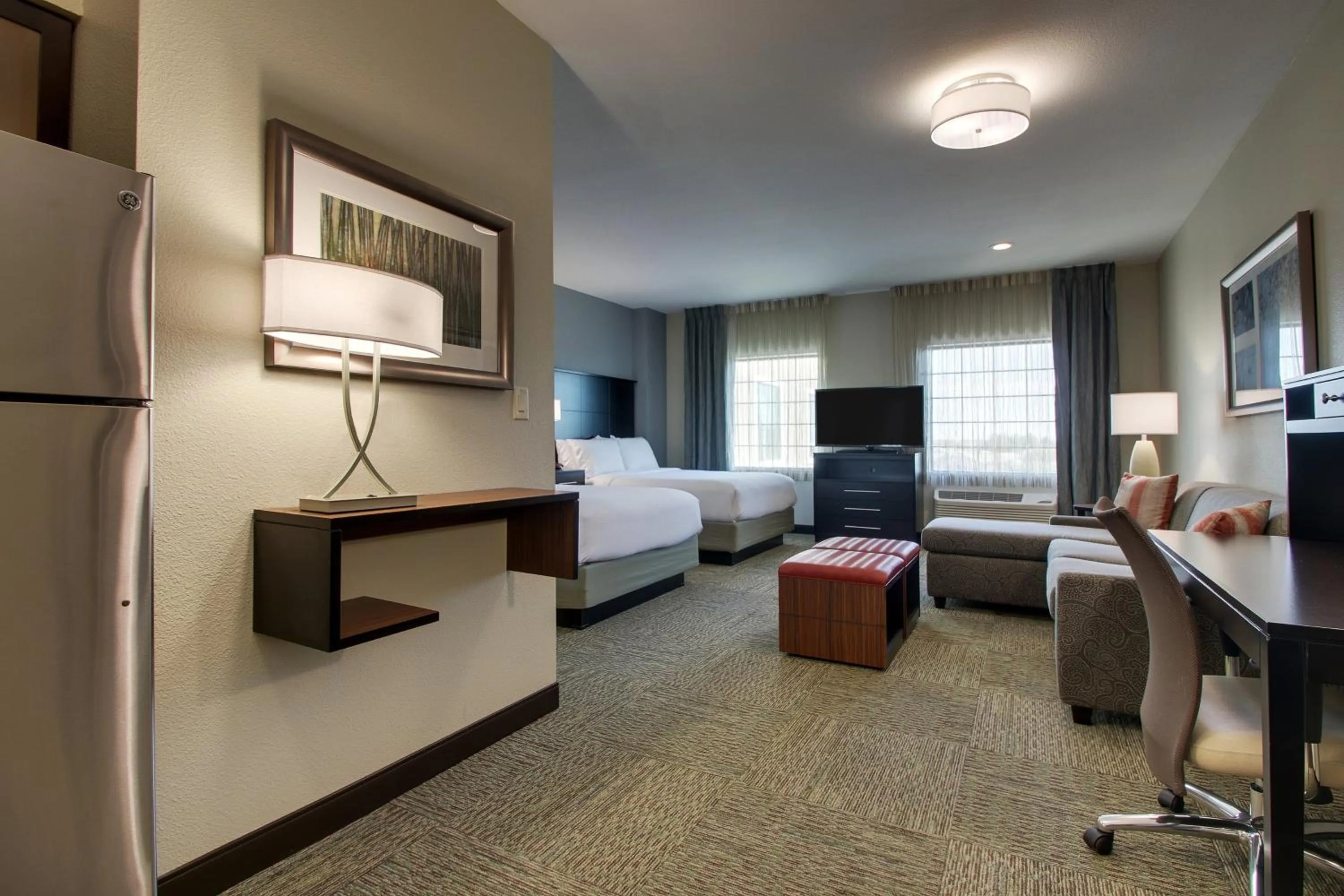 Photo of the whole room, Bed in Staybridge Suites Plano - The Colony by IHG