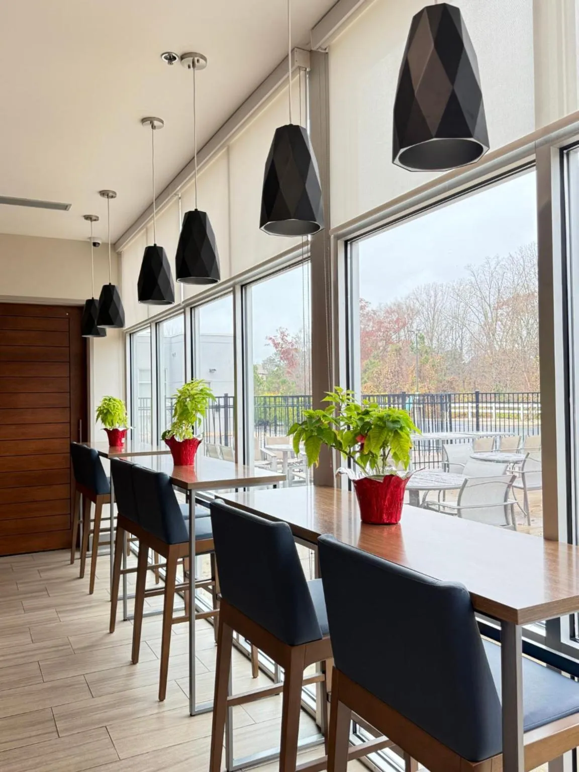 Restaurant/places to eat in Holiday Inn Express - Bethlehem by IHG