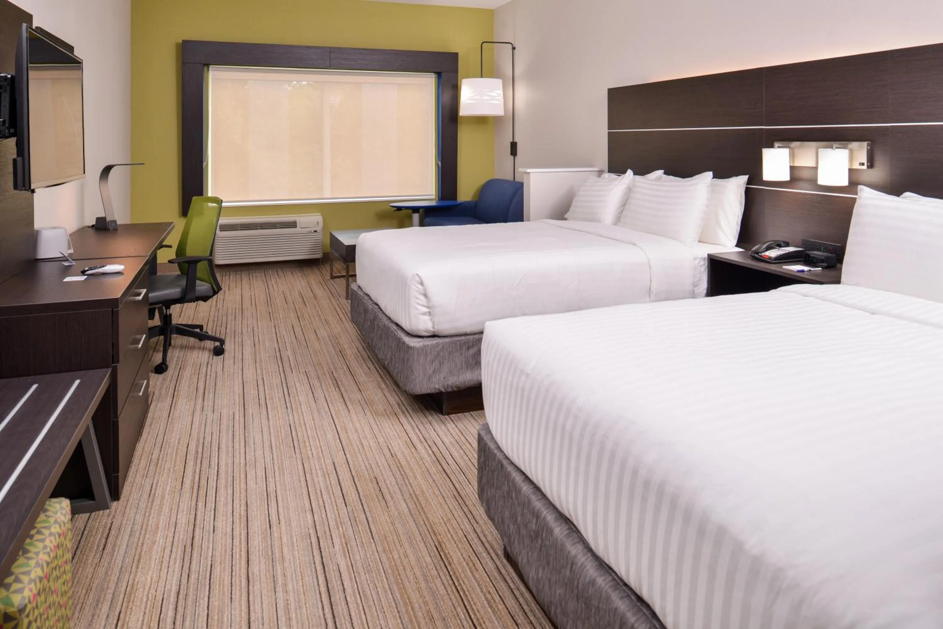 Bed in Holiday Inn Express - Bethlehem by IHG