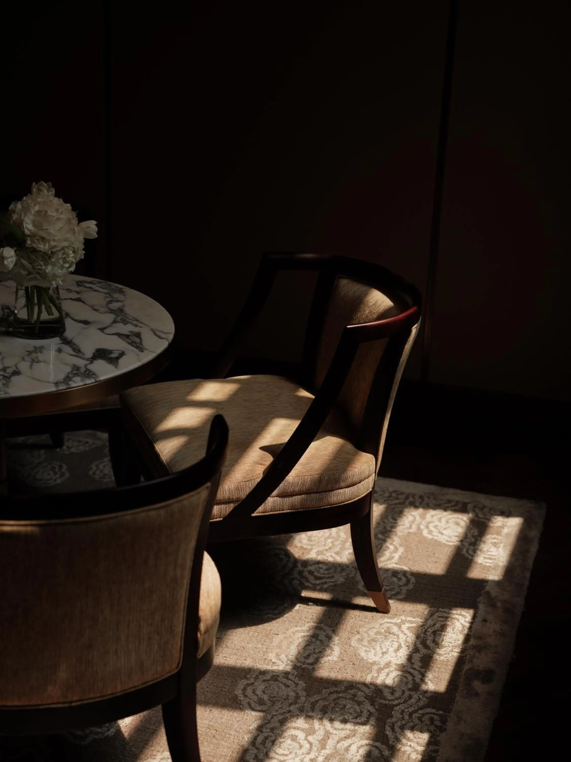 Seating area in Capella Shanghai, Jian Ye Li