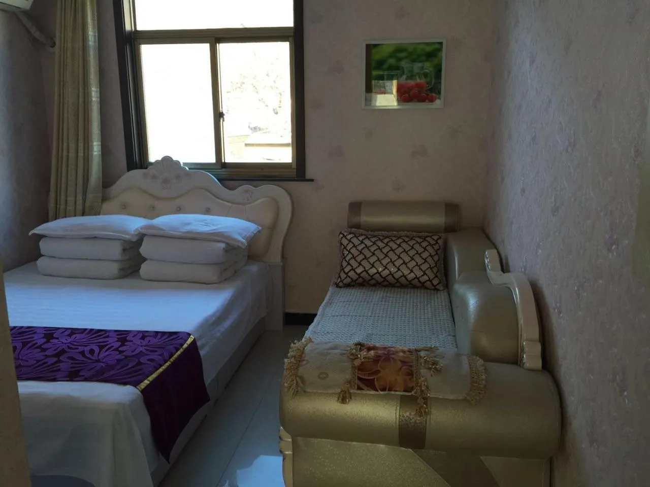 Bed in Huangyaguan Great Wall Li Bo Home Hotel