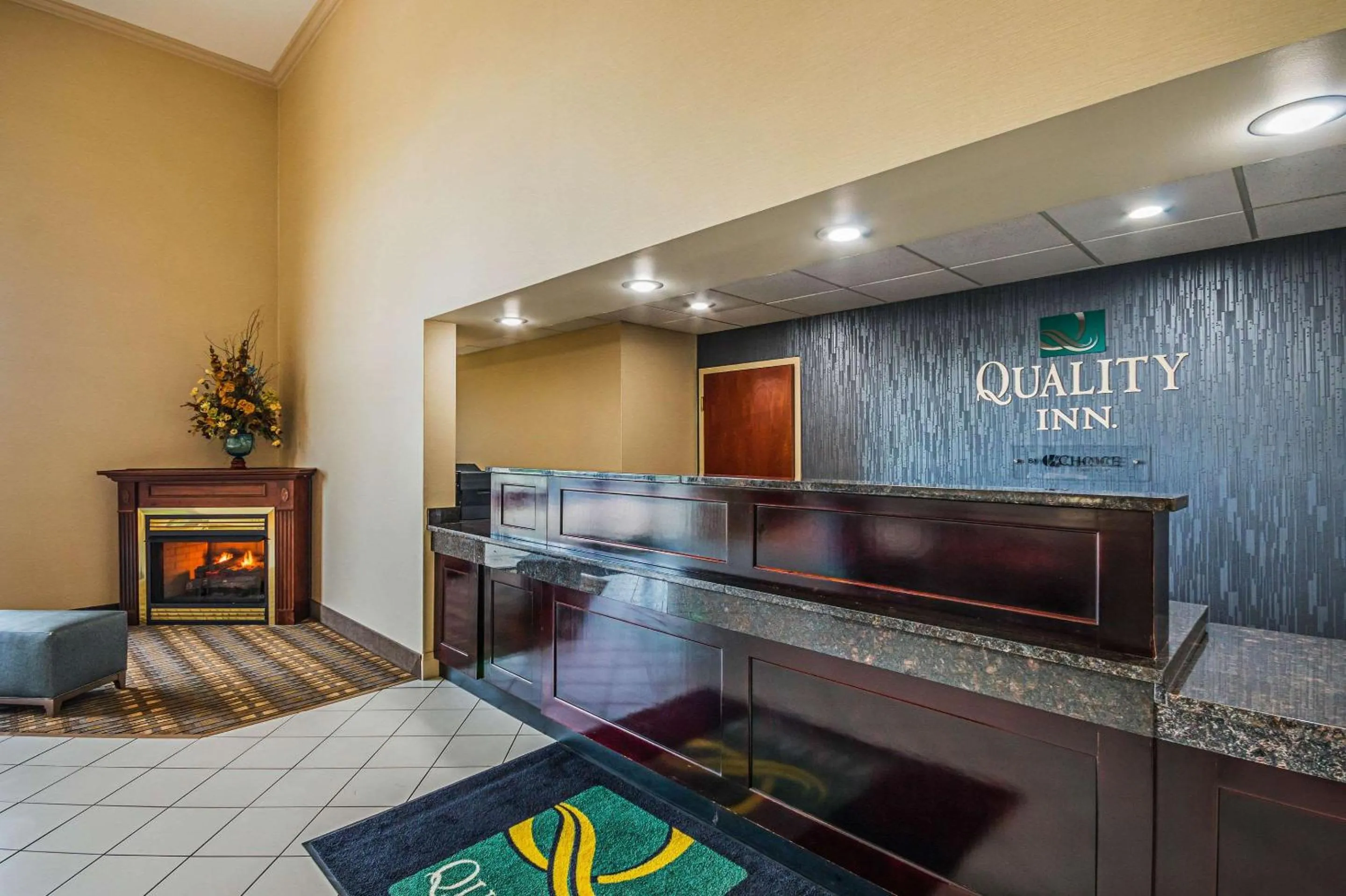 Lobby or reception in Quality Inn Berea